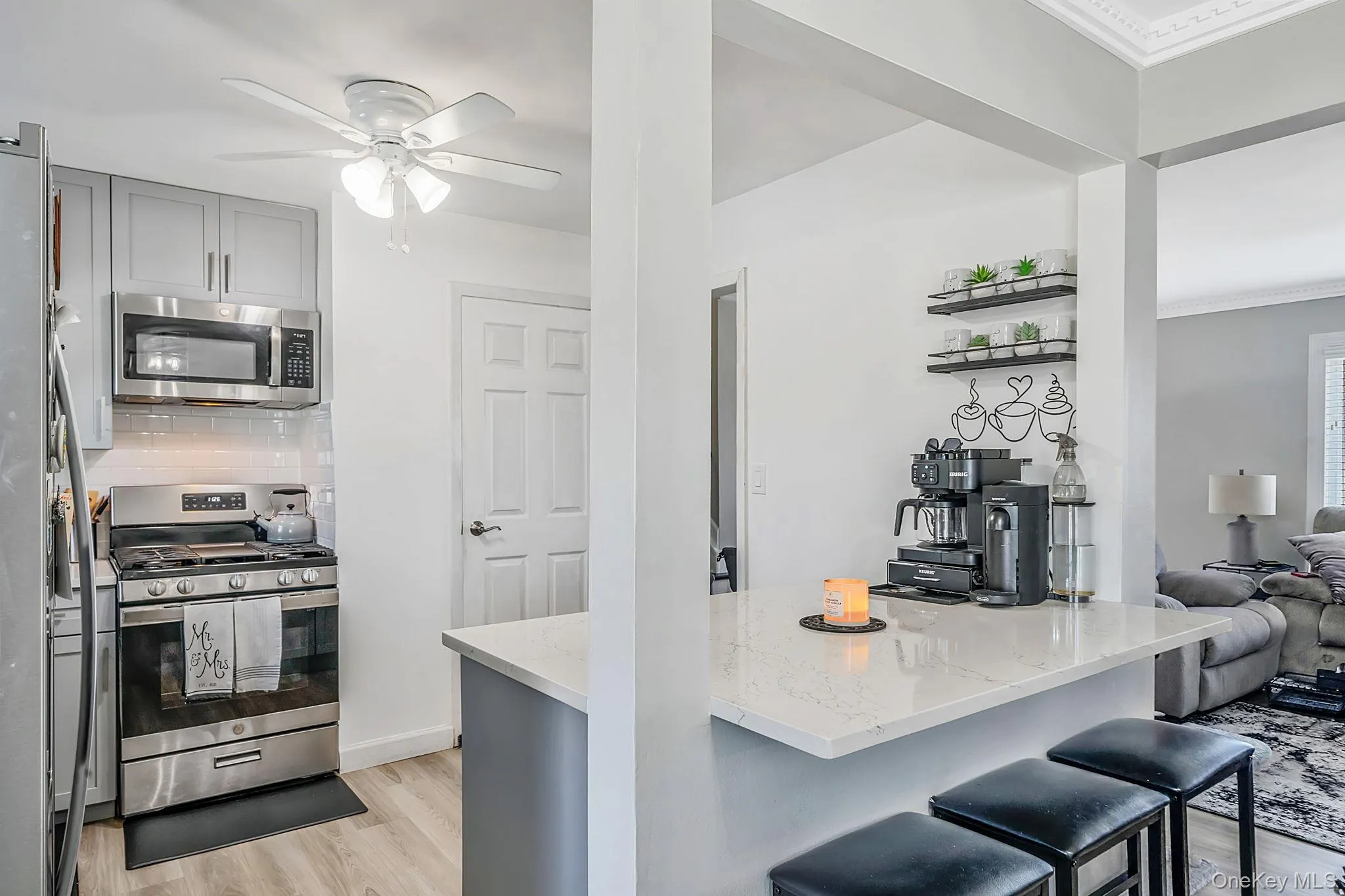 4 Martha Street, Hempstead, NY, 3 Bedrooms Bedrooms, 6 Rooms Rooms,1 BathroomBathrooms,Residential,For Rent,Martha,0,1022122 4 Martha Street, Hempstead, NY, 3 Bedrooms Bedrooms, 6 Rooms Rooms,1 BathroomBathrooms,Residential,For Rent,Martha,0,1022122