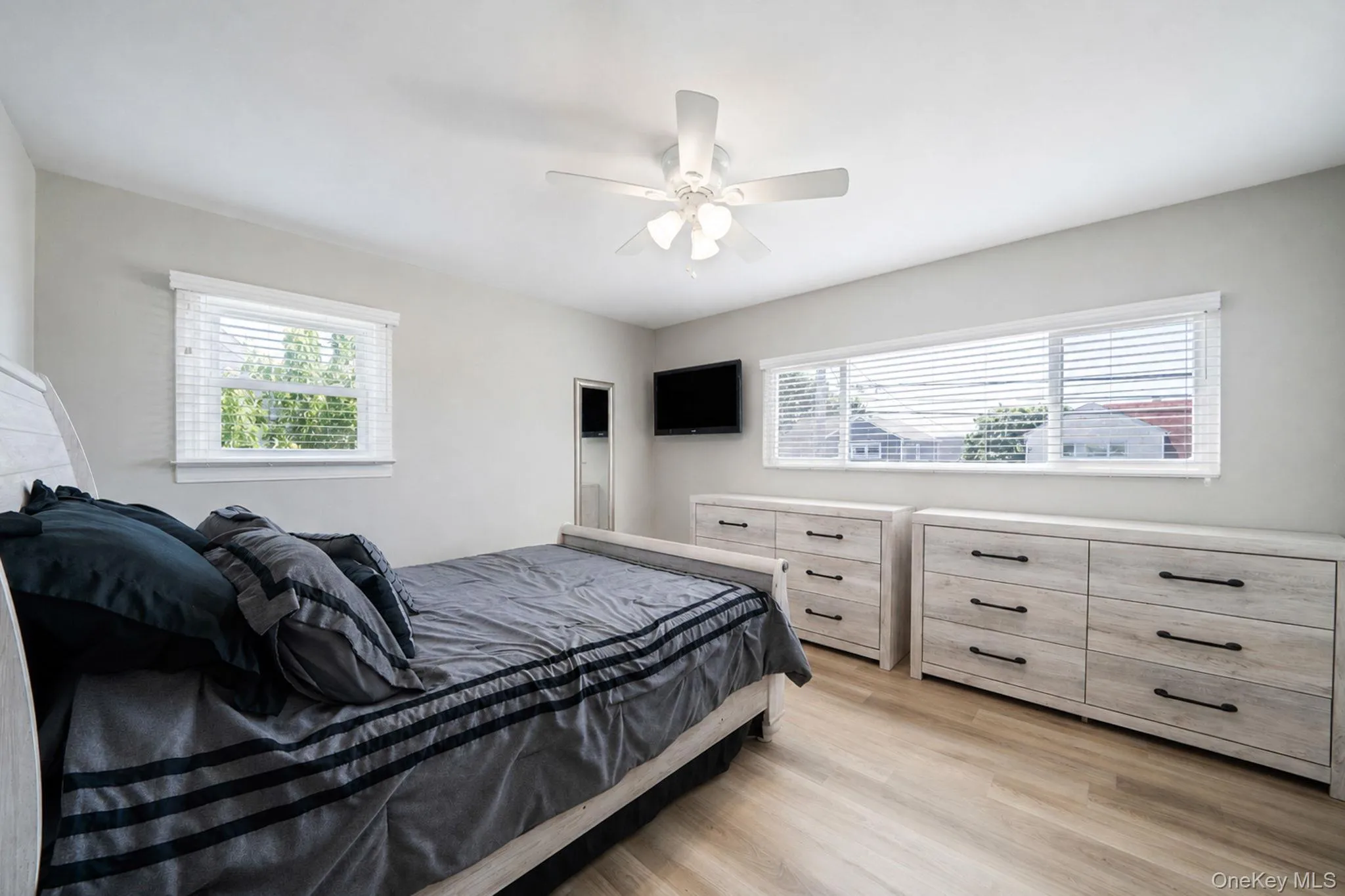 4 Martha Street, Hempstead, NY, 3 Bedrooms Bedrooms, 6 Rooms Rooms,1 BathroomBathrooms,Residential,For Rent,Martha,0,1022122 4 Martha Street, Hempstead, NY, 3 Bedrooms Bedrooms, 6 Rooms Rooms,1 BathroomBathrooms,Residential,For Rent,Martha,0,1022122