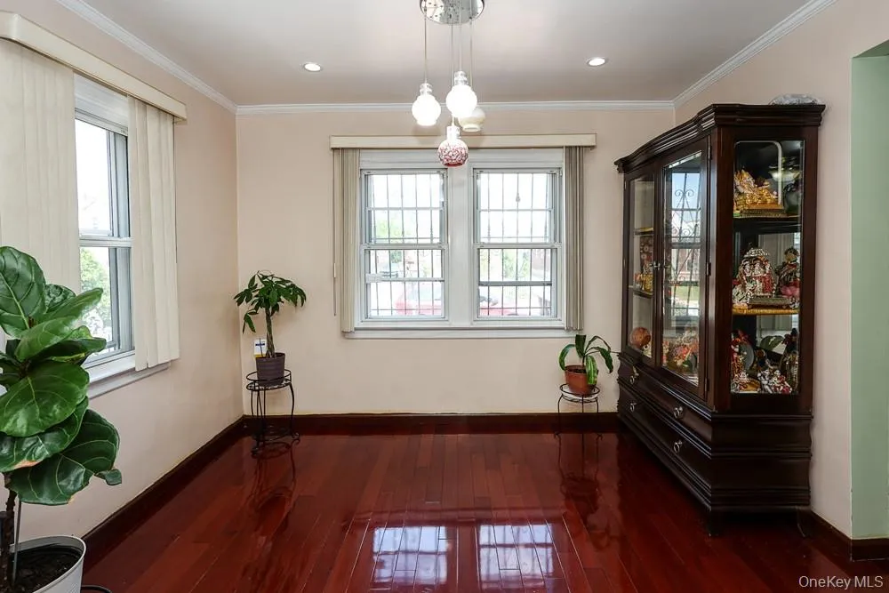 18348 Camden Avenue, New York, NY, 5 Bedrooms Bedrooms, 8 Rooms Rooms,2 BathroomsBathrooms,Residential,For Rent,Camden,0,1022123 18348 Camden Avenue, New York, NY, 5 Bedrooms Bedrooms, 8 Rooms Rooms,2 BathroomsBathrooms,Residential,For Rent,Camden,0,1022123