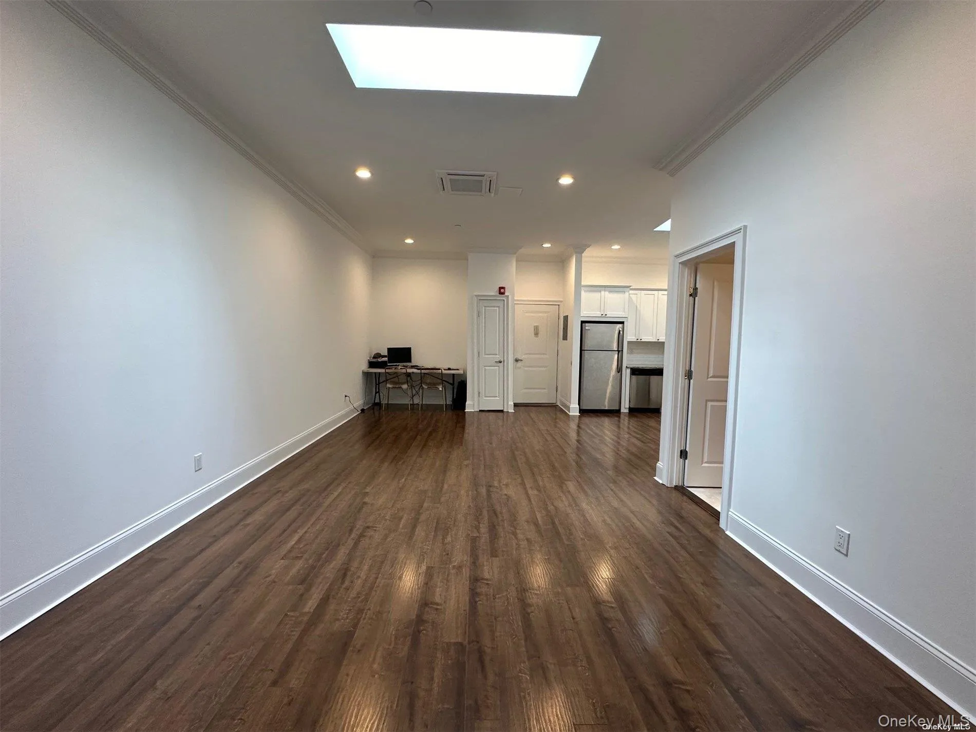 50-3B Stewart Avenue, Huntington, NY, 2 Bedrooms Bedrooms, 4 Rooms Rooms,1 BathroomBathrooms,Residential Lease,For Rent,Stewart,0,1022125 50-3B Stewart Avenue, Huntington, NY, 2 Bedrooms Bedrooms, 4 Rooms Rooms,1 BathroomBathrooms,Residential Lease,For Rent,Stewart,0,1022125