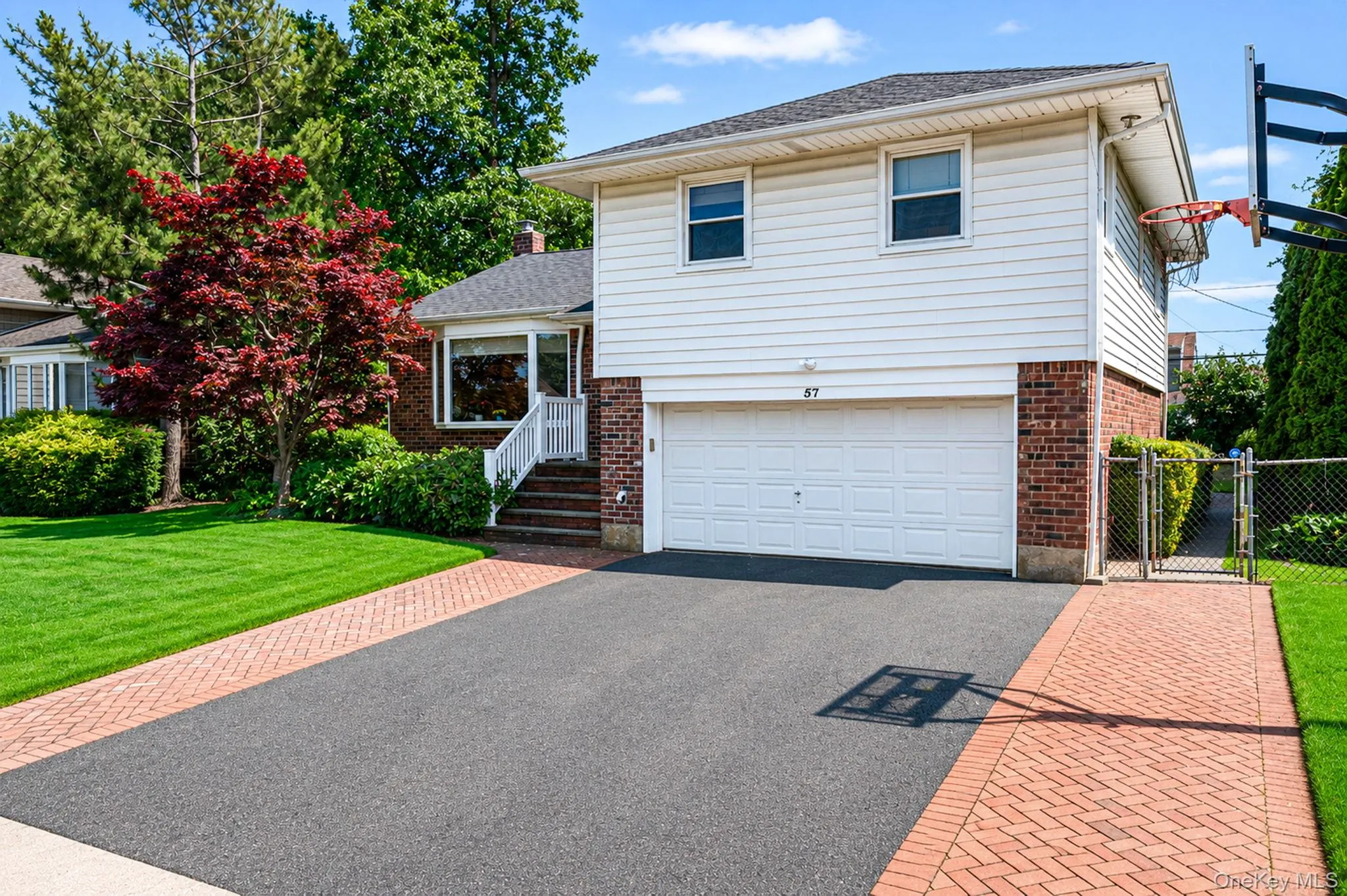 57 Blanche Street, Oyster Bay, NY, 3 Bedrooms Bedrooms, 8 Rooms Rooms,3 BathroomsBathrooms,Residential,For Rent,Blanche,0,1022129 57 Blanche Street, Oyster Bay, NY, 3 Bedrooms Bedrooms, 8 Rooms Rooms,3 BathroomsBathrooms,Residential,For Rent,Blanche,0,1022129