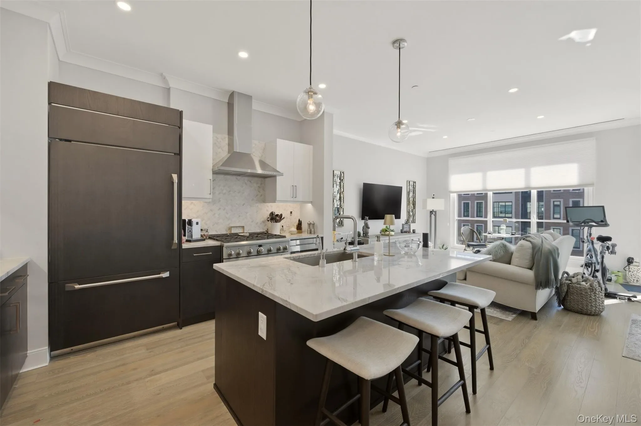 100 Garvies Point Road, Oyster Bay, NY, 1 Bedroom Bedrooms, 3 Rooms Rooms,1 BathroomBathrooms,Residential,For Rent,Garvies Point,0,1022131 100 Garvies Point Road, Oyster Bay, NY, 1 Bedroom Bedrooms, 3 Rooms Rooms,1 BathroomBathrooms,Residential,For Rent,Garvies Point,0,1022131