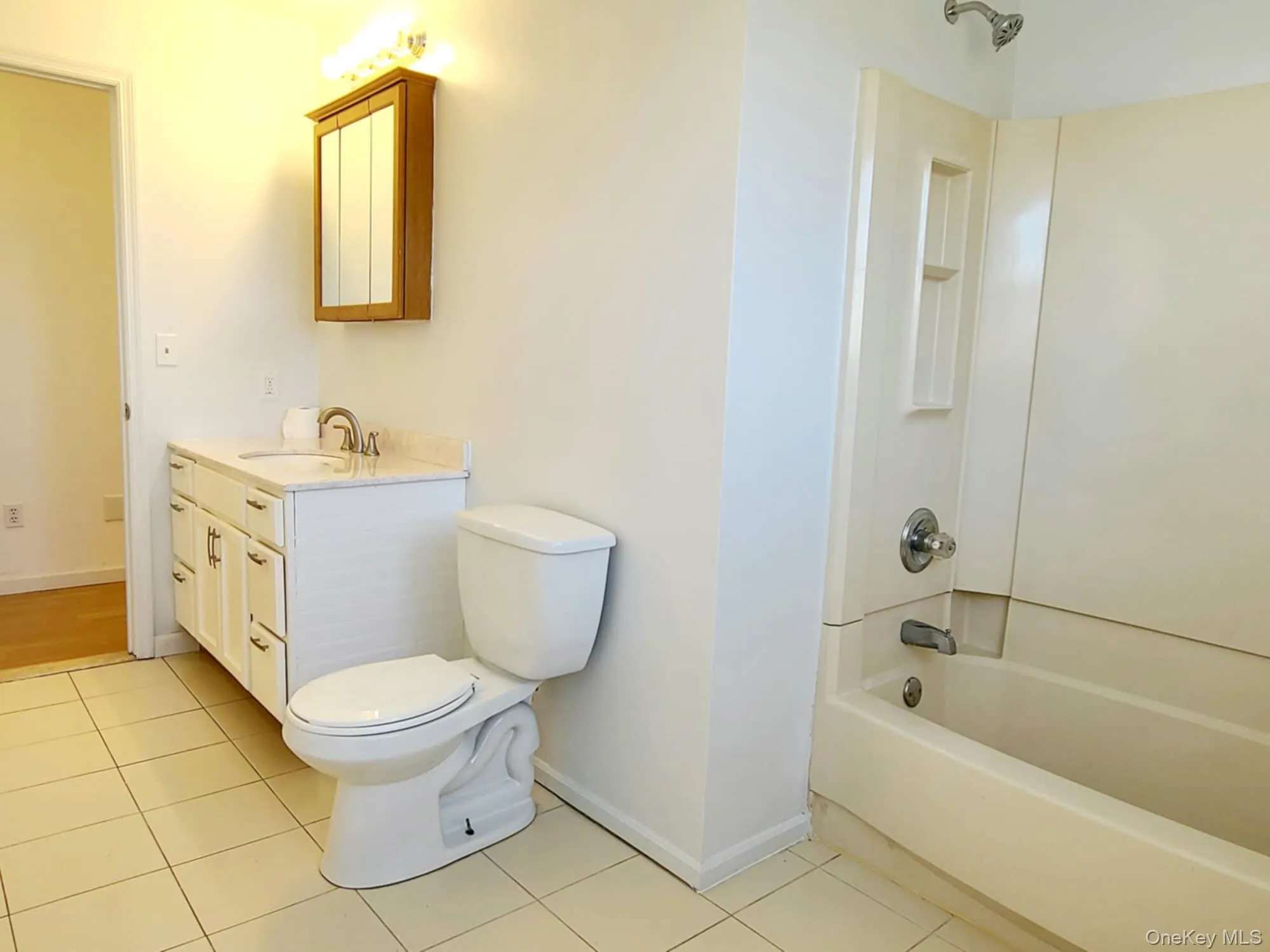 89 Railroad Avenue, Brookhaven, NY, 4 Bedrooms Bedrooms, 10 Rooms Rooms,2 BathroomsBathrooms,Residential,For Rent,Railroad,0,1022133 89 Railroad Avenue, Brookhaven, NY, 4 Bedrooms Bedrooms, 10 Rooms Rooms,2 BathroomsBathrooms,Residential,For Rent,Railroad,0,1022133