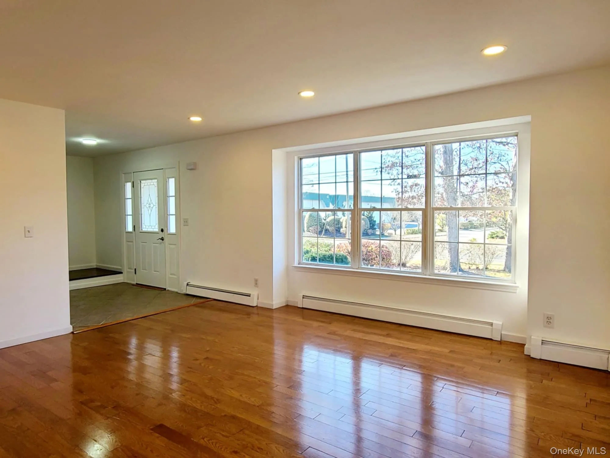 89 Railroad Avenue, Brookhaven, NY, 4 Bedrooms Bedrooms, 10 Rooms Rooms,2 BathroomsBathrooms,Residential,For Rent,Railroad,0,1022133 89 Railroad Avenue, Brookhaven, NY, 4 Bedrooms Bedrooms, 10 Rooms Rooms,2 BathroomsBathrooms,Residential,For Rent,Railroad,0,1022133