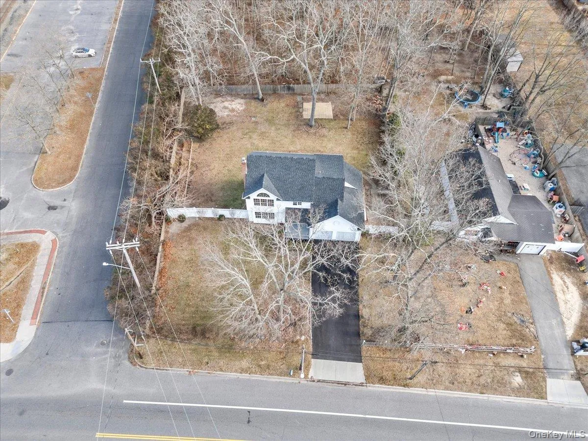 89 Railroad Avenue, Brookhaven, NY, 4 Bedrooms Bedrooms, 10 Rooms Rooms,2 BathroomsBathrooms,Residential,For Rent,Railroad,0,1022133 89 Railroad Avenue, Brookhaven, NY, 4 Bedrooms Bedrooms, 10 Rooms Rooms,2 BathroomsBathrooms,Residential,For Rent,Railroad,0,1022133
