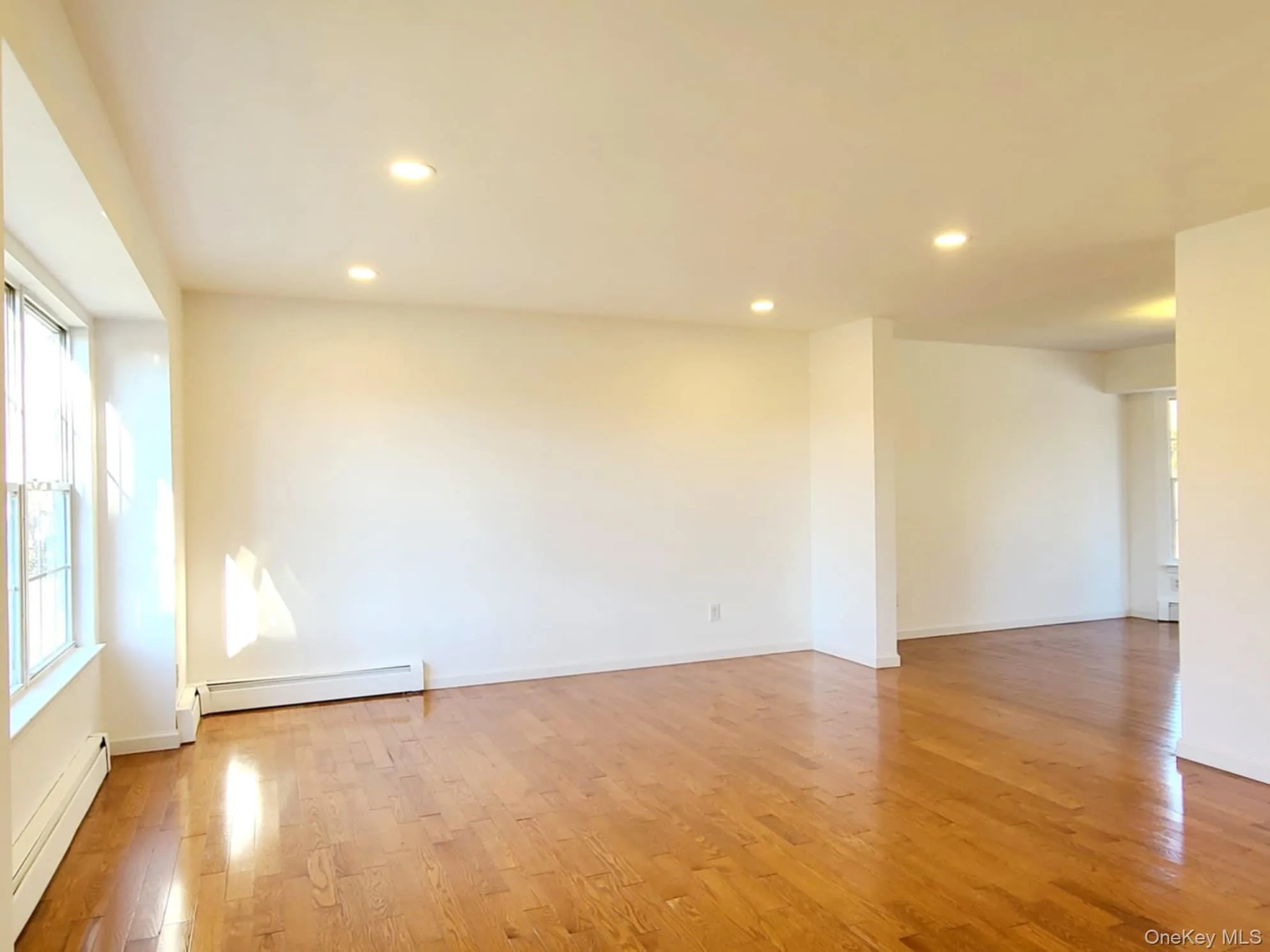 89 Railroad Avenue, Brookhaven, NY, 4 Bedrooms Bedrooms, 10 Rooms Rooms,2 BathroomsBathrooms,Residential,For Rent,Railroad,0,1022133 89 Railroad Avenue, Brookhaven, NY, 4 Bedrooms Bedrooms, 10 Rooms Rooms,2 BathroomsBathrooms,Residential,For Rent,Railroad,0,1022133