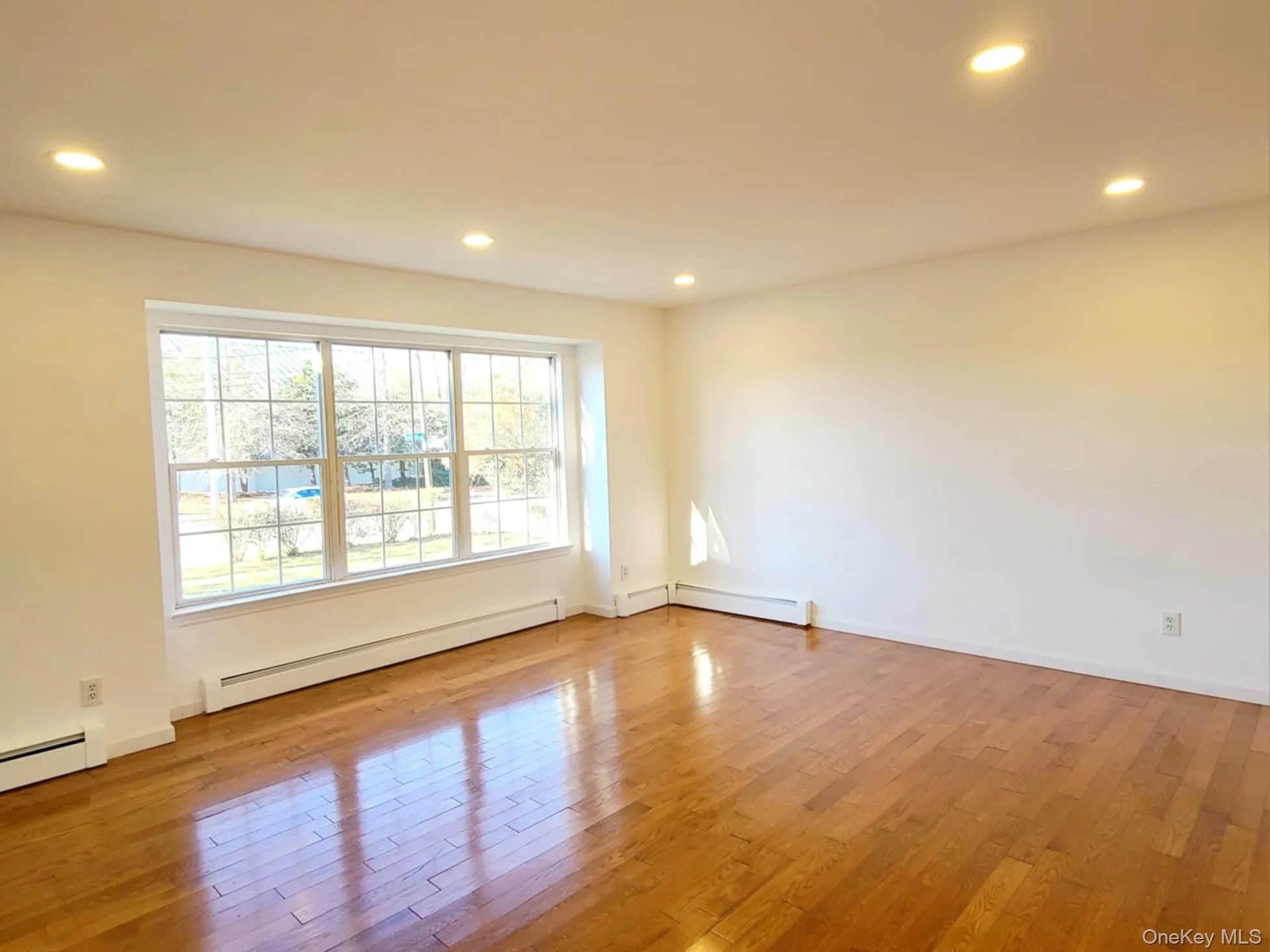 89 Railroad Avenue, Brookhaven, NY, 4 Bedrooms Bedrooms, 10 Rooms Rooms,2 BathroomsBathrooms,Residential,For Rent,Railroad,0,1022133 89 Railroad Avenue, Brookhaven, NY, 4 Bedrooms Bedrooms, 10 Rooms Rooms,2 BathroomsBathrooms,Residential,For Rent,Railroad,0,1022133
