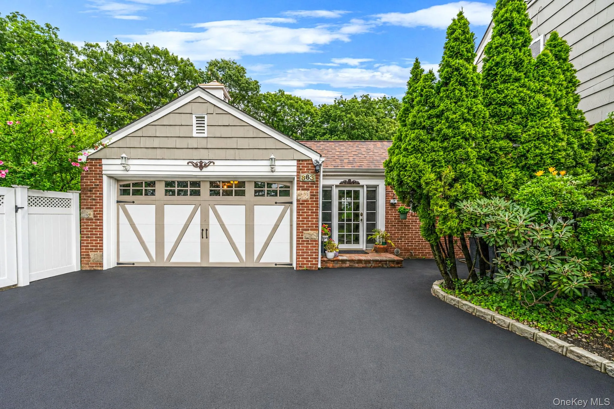 863 Richmond Road, Hempstead, NY, 5 Bedrooms Bedrooms, 13 Rooms Rooms,3 BathroomsBathrooms,Residential,For Rent,Richmond,0,1022139 863 Richmond Road, Hempstead, NY, 5 Bedrooms Bedrooms, 13 Rooms Rooms,3 BathroomsBathrooms,Residential,For Rent,Richmond,0,1022139