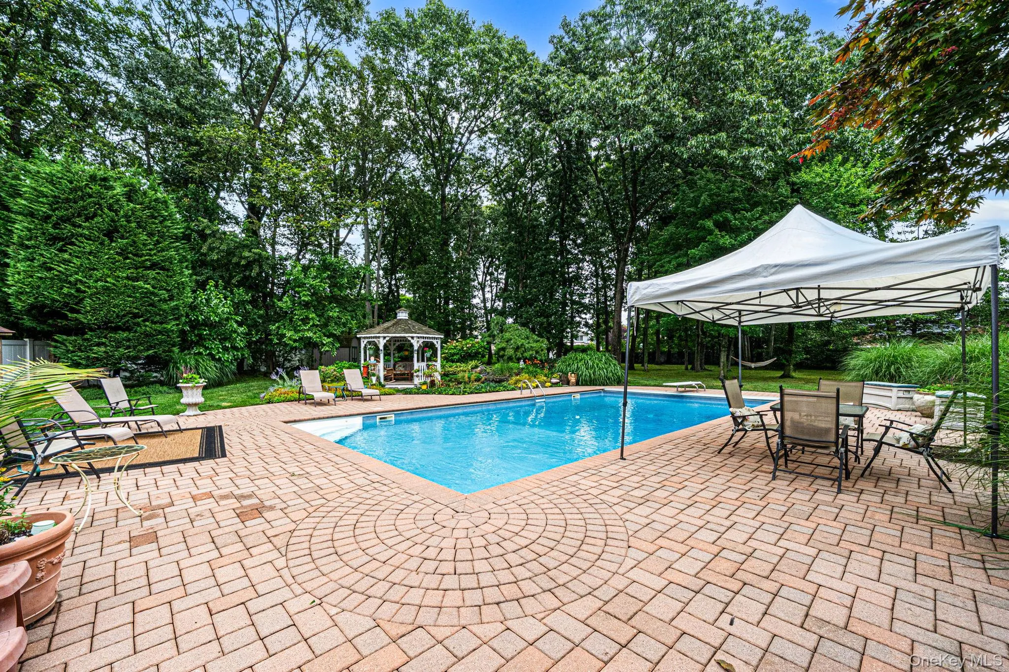 863 Richmond Road, Hempstead, NY, 5 Bedrooms Bedrooms, 13 Rooms Rooms,3 BathroomsBathrooms,Residential,For Rent,Richmond,0,1022139 863 Richmond Road, Hempstead, NY, 5 Bedrooms Bedrooms, 13 Rooms Rooms,3 BathroomsBathrooms,Residential,For Rent,Richmond,0,1022139