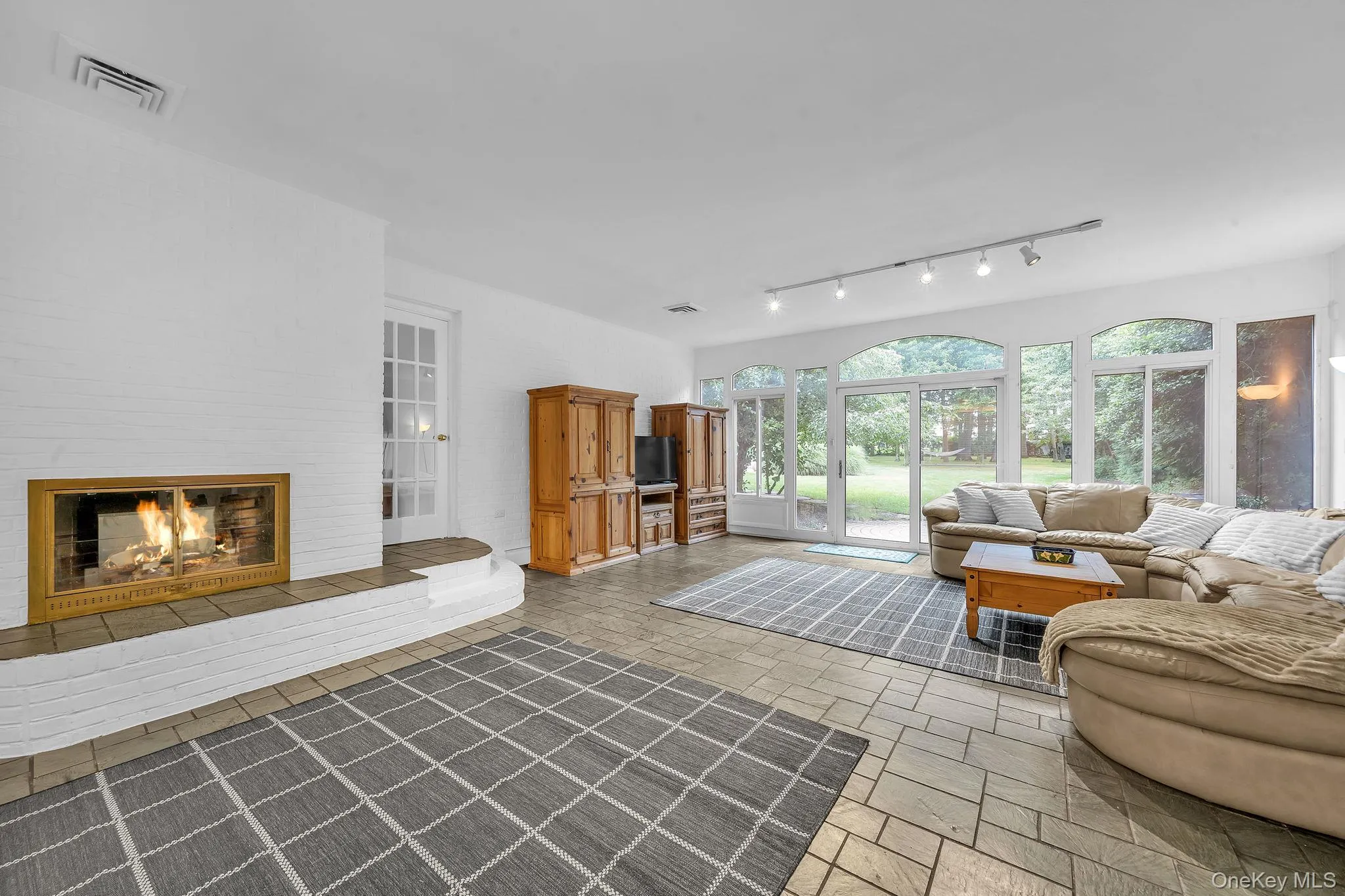 863 Richmond Road, Hempstead, NY, 5 Bedrooms Bedrooms, 13 Rooms Rooms,3 BathroomsBathrooms,Residential,For Rent,Richmond,0,1022139 863 Richmond Road, Hempstead, NY, 5 Bedrooms Bedrooms, 13 Rooms Rooms,3 BathroomsBathrooms,Residential,For Rent,Richmond,0,1022139