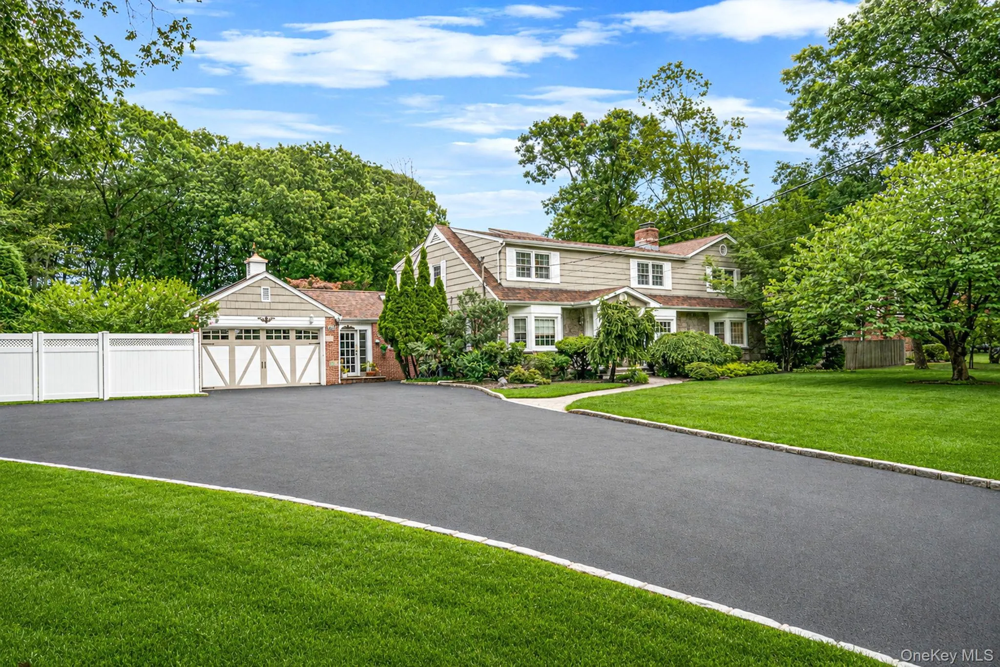 863 Richmond Road, Hempstead, NY, 5 Bedrooms Bedrooms, 13 Rooms Rooms,3 BathroomsBathrooms,Residential,For Rent,Richmond,0,1022139 863 Richmond Road, Hempstead, NY, 5 Bedrooms Bedrooms, 13 Rooms Rooms,3 BathroomsBathrooms,Residential,For Rent,Richmond,0,1022139