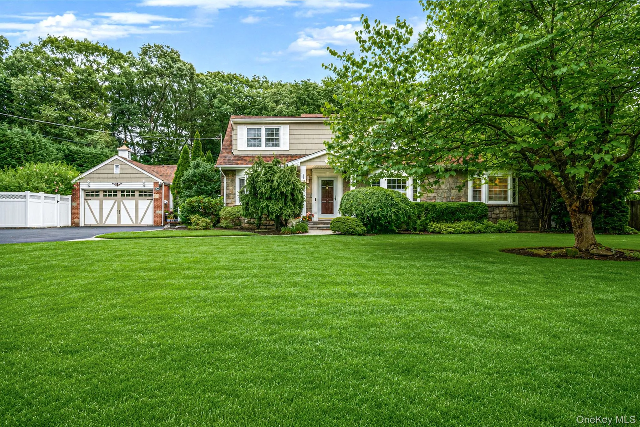 863 Richmond Road, Hempstead, NY, 5 Bedrooms Bedrooms, 13 Rooms Rooms,3 BathroomsBathrooms,Residential,For Rent,Richmond,0,1022139 863 Richmond Road, Hempstead, NY, 5 Bedrooms Bedrooms, 13 Rooms Rooms,3 BathroomsBathrooms,Residential,For Rent,Richmond,0,1022139