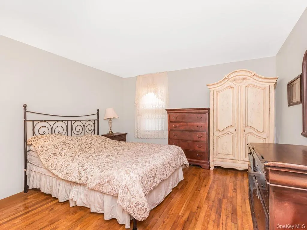 201 Shonnard Terrace, Yonkers, NY, 3 Bedrooms Bedrooms, 6 Rooms Rooms,3 BathroomsBathrooms,Residential,For Rent,Shonnard,0,1022145 201 Shonnard Terrace, Yonkers, NY, 3 Bedrooms Bedrooms, 6 Rooms Rooms,3 BathroomsBathrooms,Residential,For Rent,Shonnard,0,1022145