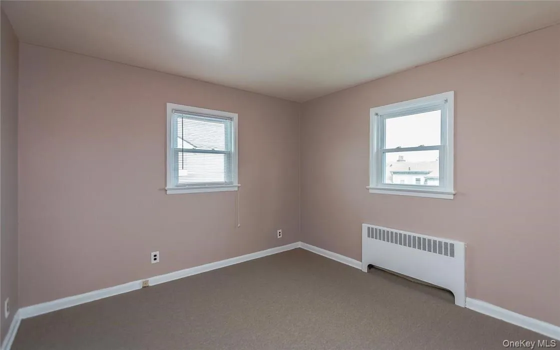 221 Lockwood Avenue, Yonkers, NY, 2 Bedrooms Bedrooms, 4 Rooms Rooms,1 BathroomBathrooms,Residential Lease,For Rent,Lockwood,0,1022146 221 Lockwood Avenue, Yonkers, NY, 2 Bedrooms Bedrooms, 4 Rooms Rooms,1 BathroomBathrooms,Residential Lease,For Rent,Lockwood,0,1022146