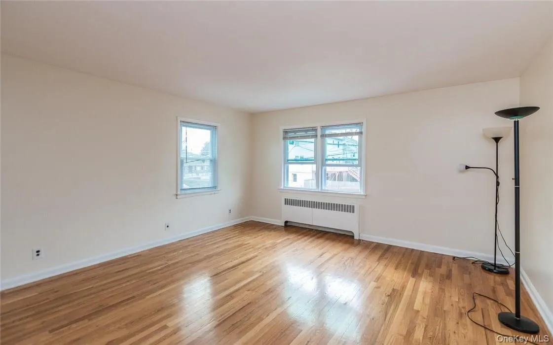 221 Lockwood Avenue, Yonkers, NY, 2 Bedrooms Bedrooms, 4 Rooms Rooms,1 BathroomBathrooms,Residential Lease,For Rent,Lockwood,0,1022146 221 Lockwood Avenue, Yonkers, NY, 2 Bedrooms Bedrooms, 4 Rooms Rooms,1 BathroomBathrooms,Residential Lease,For Rent,Lockwood,0,1022146