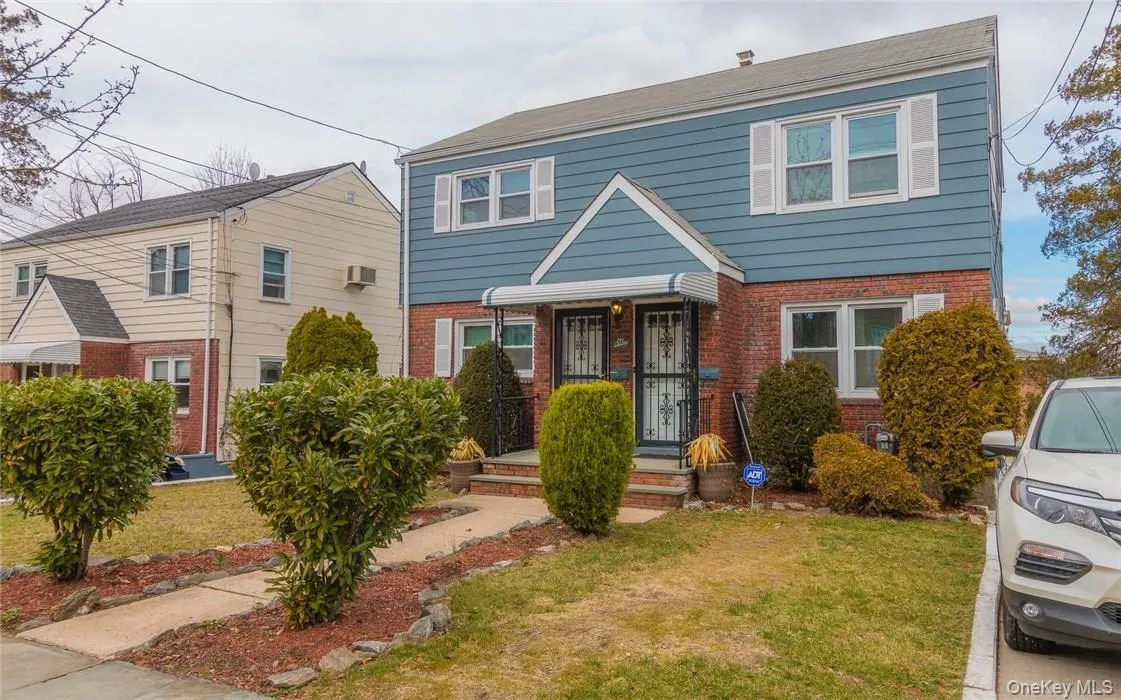 221 Lockwood Avenue, Yonkers, NY, 2 Bedrooms Bedrooms, 4 Rooms Rooms,1 BathroomBathrooms,Residential Lease,For Rent,Lockwood,0,1022146 221 Lockwood Avenue, Yonkers, NY, 2 Bedrooms Bedrooms, 4 Rooms Rooms,1 BathroomBathrooms,Residential Lease,For Rent,Lockwood,0,1022146