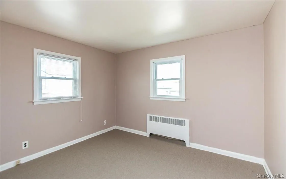 221 Lockwood Avenue, Yonkers, NY, 2 Bedrooms Bedrooms, 4 Rooms Rooms,1 BathroomBathrooms,Residential Lease,For Rent,Lockwood,0,1022146 221 Lockwood Avenue, Yonkers, NY, 2 Bedrooms Bedrooms, 4 Rooms Rooms,1 BathroomBathrooms,Residential Lease,For Rent,Lockwood,0,1022146
