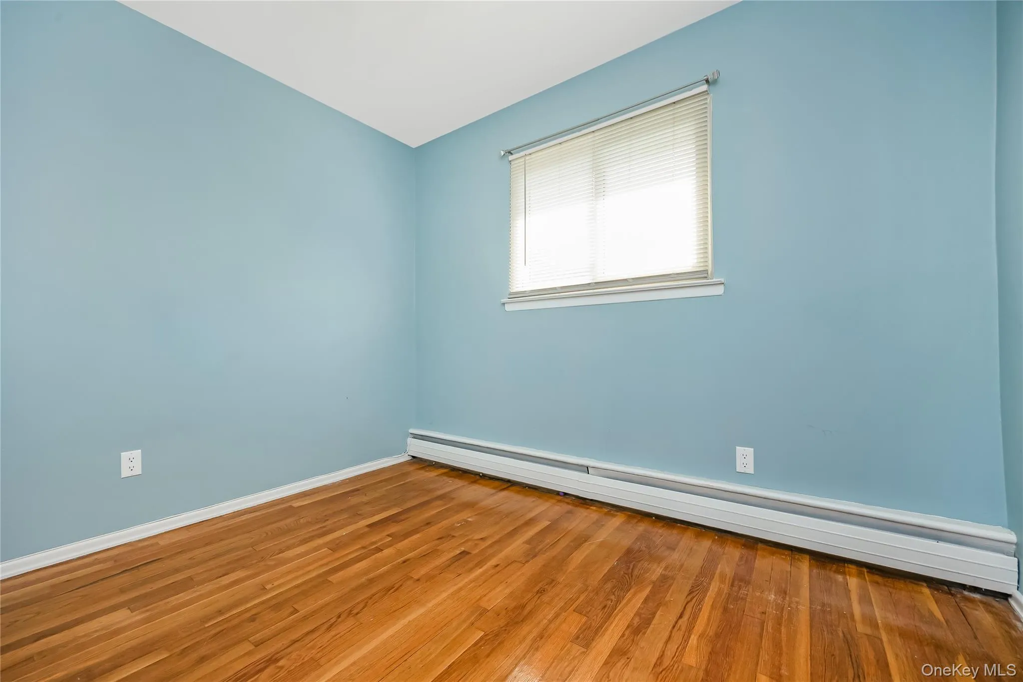 1777 Roberta Lane, Hempstead, NY, 5 Bedrooms Bedrooms, 9 Rooms Rooms,2 BathroomsBathrooms,Residential,For Rent,Roberta,0,1022147 1777 Roberta Lane, Hempstead, NY, 5 Bedrooms Bedrooms, 9 Rooms Rooms,2 BathroomsBathrooms,Residential,For Rent,Roberta,0,1022147