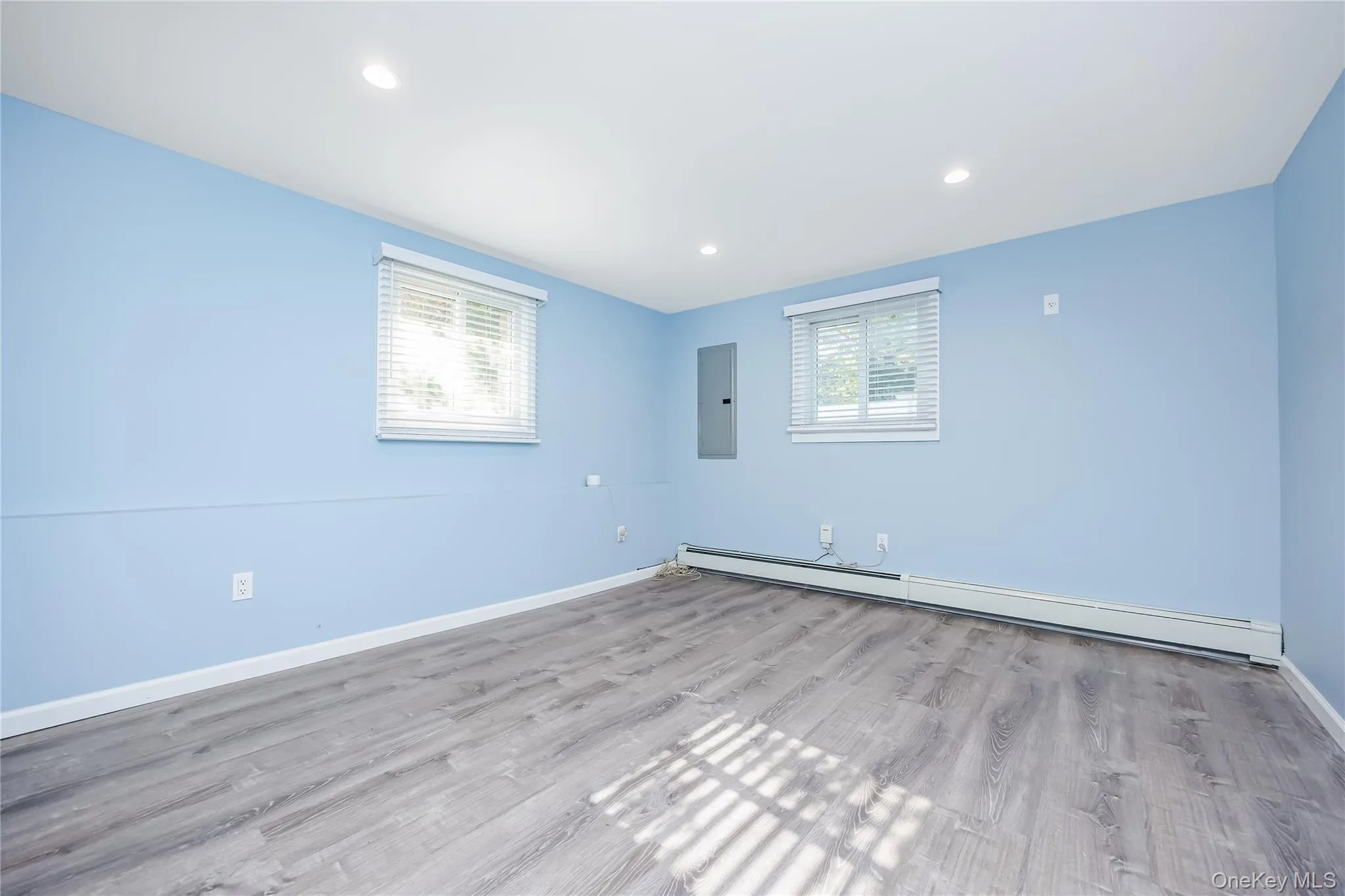 1777 Roberta Lane, Hempstead, NY, 5 Bedrooms Bedrooms, 9 Rooms Rooms,2 BathroomsBathrooms,Residential,For Rent,Roberta,0,1022147 1777 Roberta Lane, Hempstead, NY, 5 Bedrooms Bedrooms, 9 Rooms Rooms,2 BathroomsBathrooms,Residential,For Rent,Roberta,0,1022147