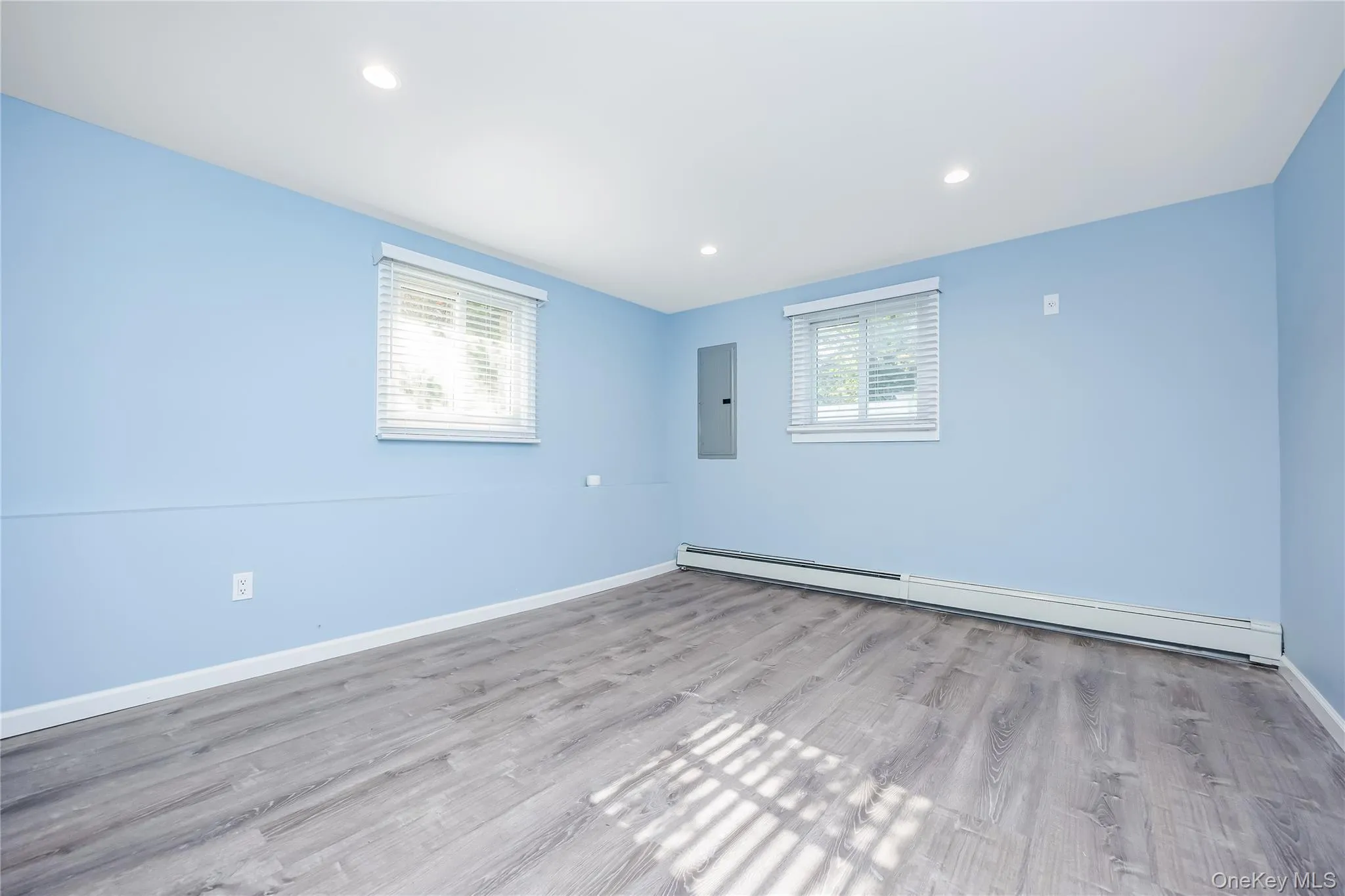 1777 Roberta Lane, Hempstead, NY, 5 Bedrooms Bedrooms, 9 Rooms Rooms,2 BathroomsBathrooms,Residential,For Rent,Roberta,0,1022147 1777 Roberta Lane, Hempstead, NY, 5 Bedrooms Bedrooms, 9 Rooms Rooms,2 BathroomsBathrooms,Residential,For Rent,Roberta,0,1022147