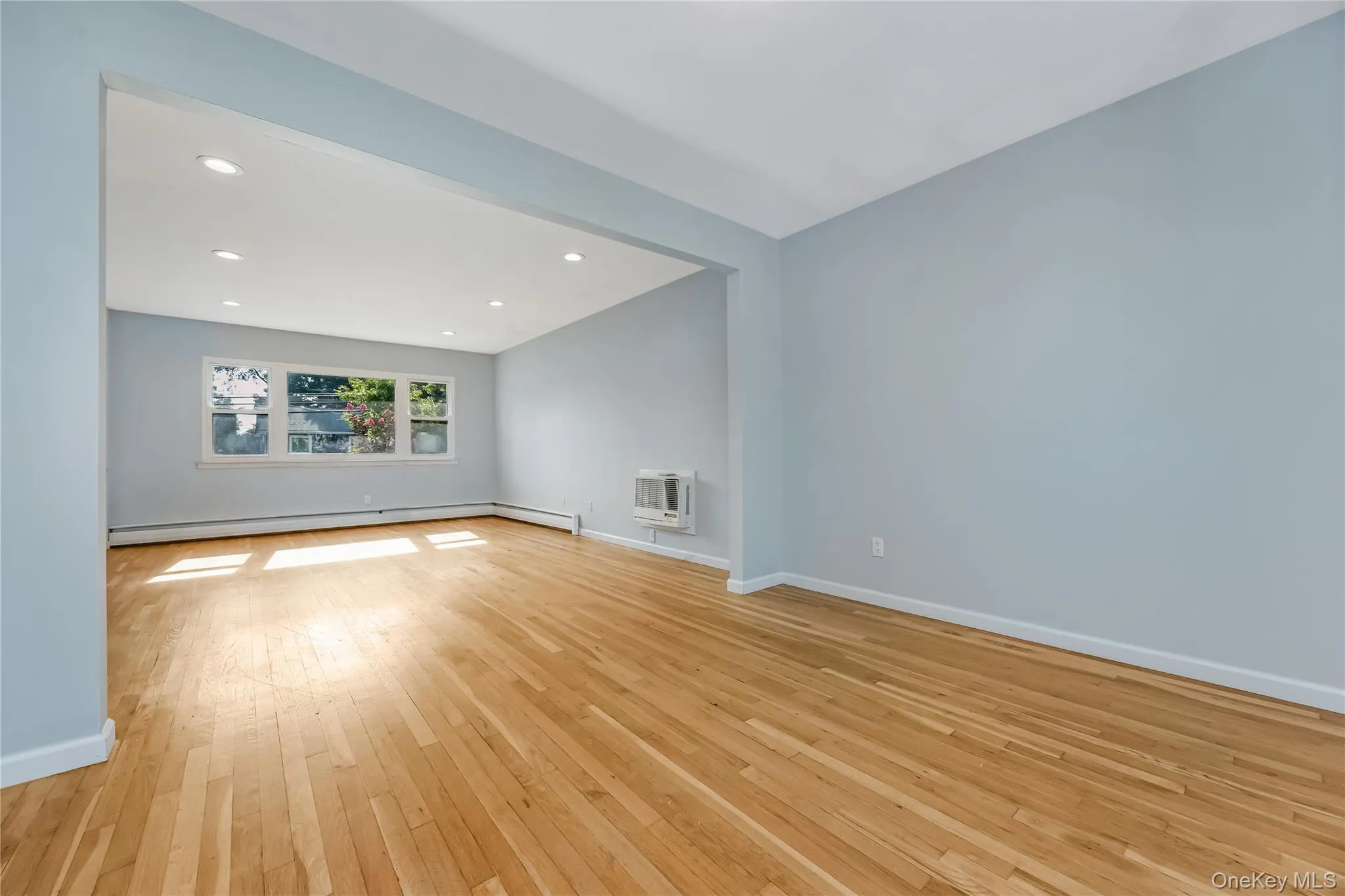 1777 Roberta Lane, Hempstead, NY, 5 Bedrooms Bedrooms, 9 Rooms Rooms,2 BathroomsBathrooms,Residential,For Rent,Roberta,0,1022147 1777 Roberta Lane, Hempstead, NY, 5 Bedrooms Bedrooms, 9 Rooms Rooms,2 BathroomsBathrooms,Residential,For Rent,Roberta,0,1022147