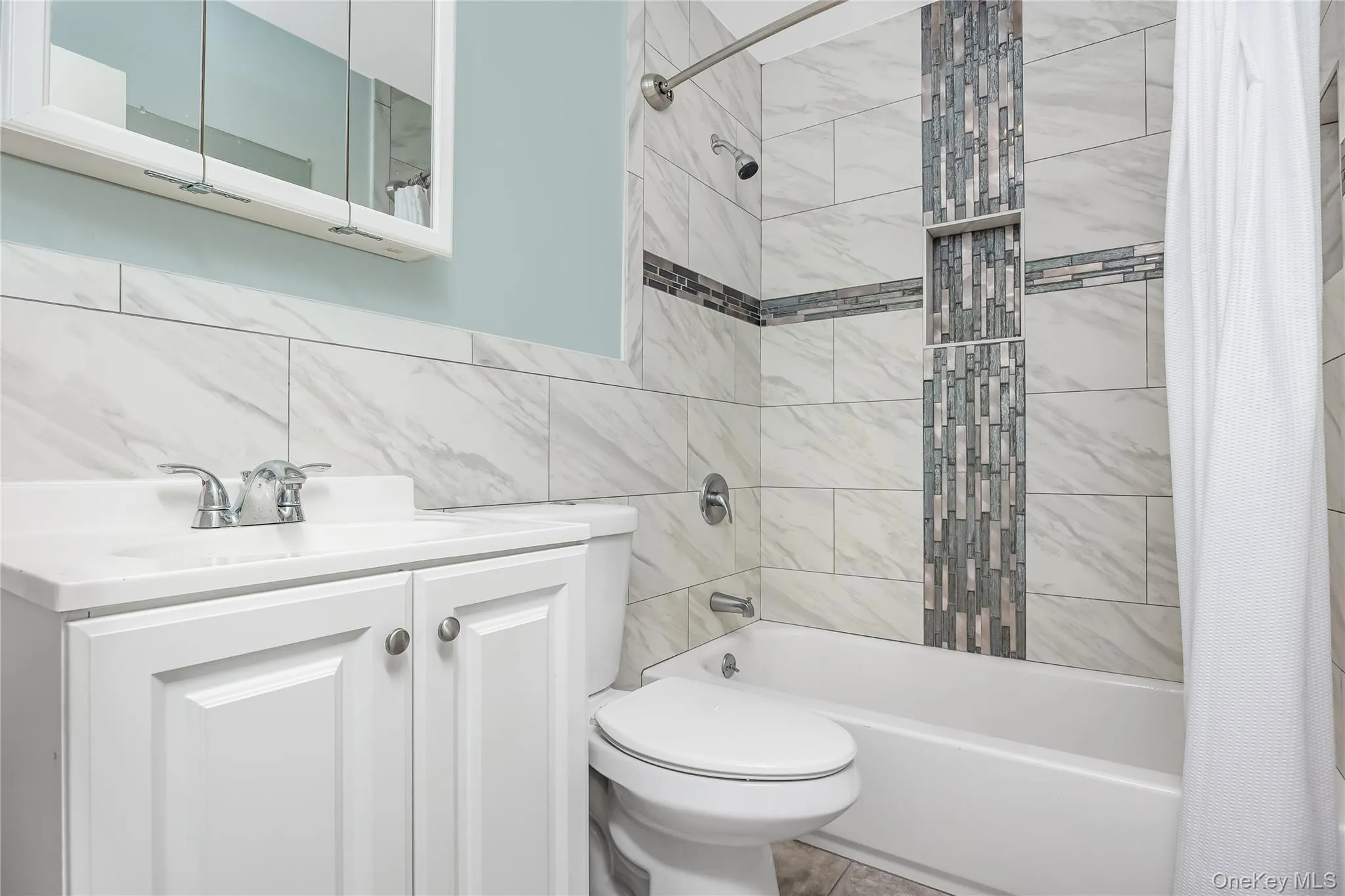 1777 Roberta Lane, Hempstead, NY, 5 Bedrooms Bedrooms, 9 Rooms Rooms,2 BathroomsBathrooms,Residential,For Rent,Roberta,0,1022147 1777 Roberta Lane, Hempstead, NY, 5 Bedrooms Bedrooms, 9 Rooms Rooms,2 BathroomsBathrooms,Residential,For Rent,Roberta,0,1022147
