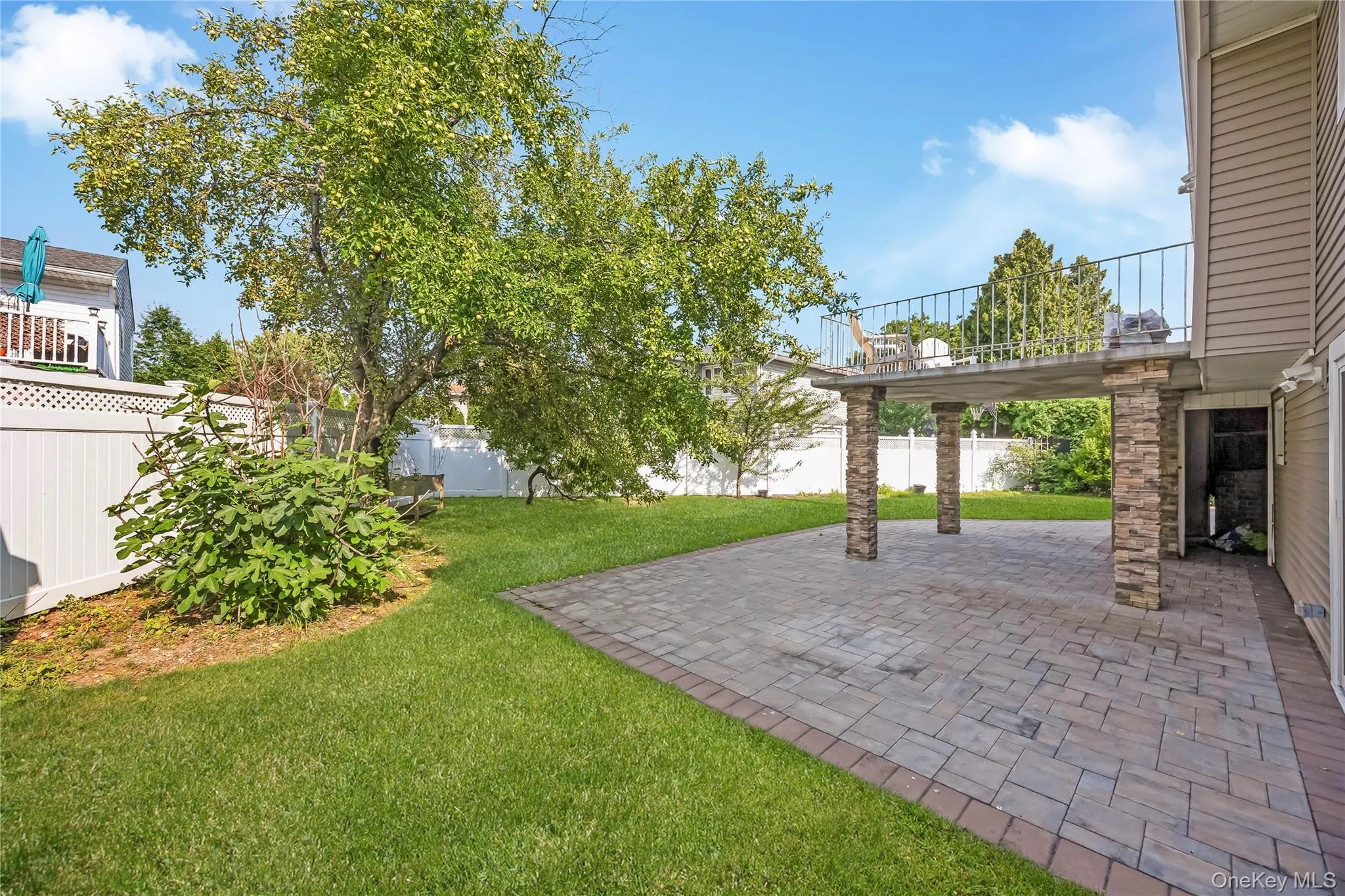 1777 Roberta Lane, Hempstead, NY, 5 Bedrooms Bedrooms, 9 Rooms Rooms,2 BathroomsBathrooms,Residential,For Rent,Roberta,0,1022147 1777 Roberta Lane, Hempstead, NY, 5 Bedrooms Bedrooms, 9 Rooms Rooms,2 BathroomsBathrooms,Residential,For Rent,Roberta,0,1022147