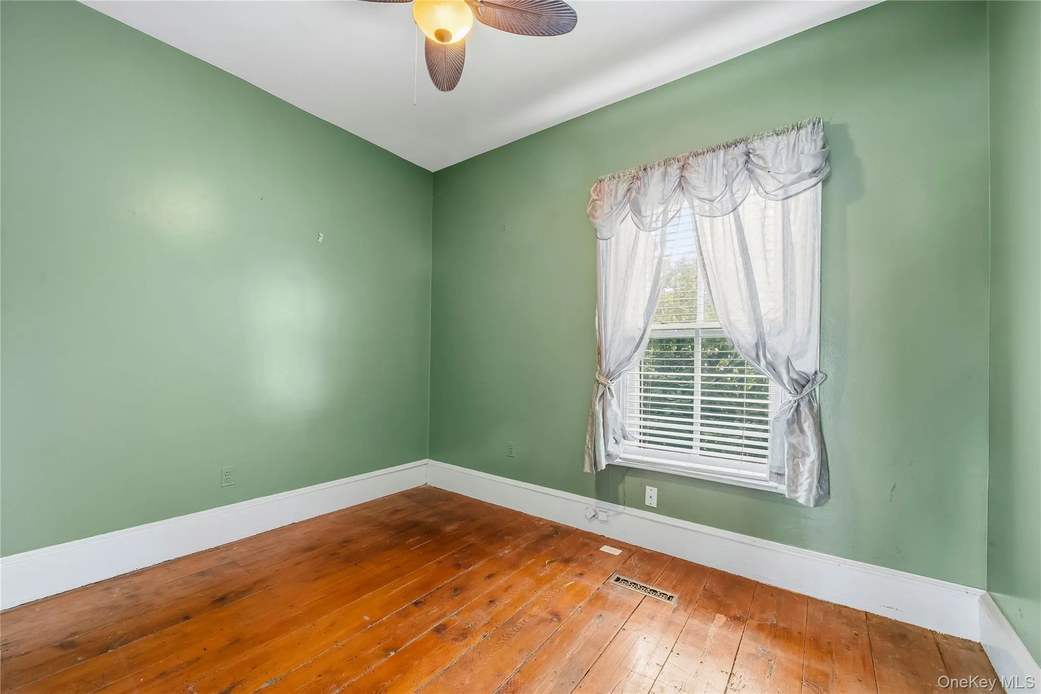 35 Millburn Road, Goshen, NY, 5 Bedrooms Bedrooms, 12 Rooms Rooms,4 BathroomsBathrooms,Residential Lease,For Rent,Millburn,0,1022148 35 Millburn Road, Goshen, NY, 5 Bedrooms Bedrooms, 12 Rooms Rooms,4 BathroomsBathrooms,Residential Lease,For Rent,Millburn,0,1022148