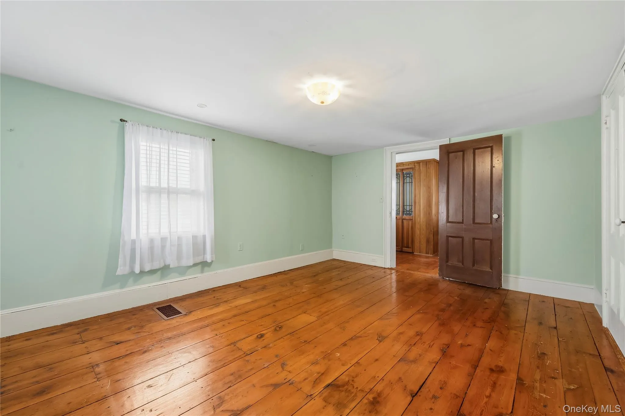 35 Millburn Road, Goshen, NY, 5 Bedrooms Bedrooms, 12 Rooms Rooms,4 BathroomsBathrooms,Residential Lease,For Rent,Millburn,0,1022148 35 Millburn Road, Goshen, NY, 5 Bedrooms Bedrooms, 12 Rooms Rooms,4 BathroomsBathrooms,Residential Lease,For Rent,Millburn,0,1022148
