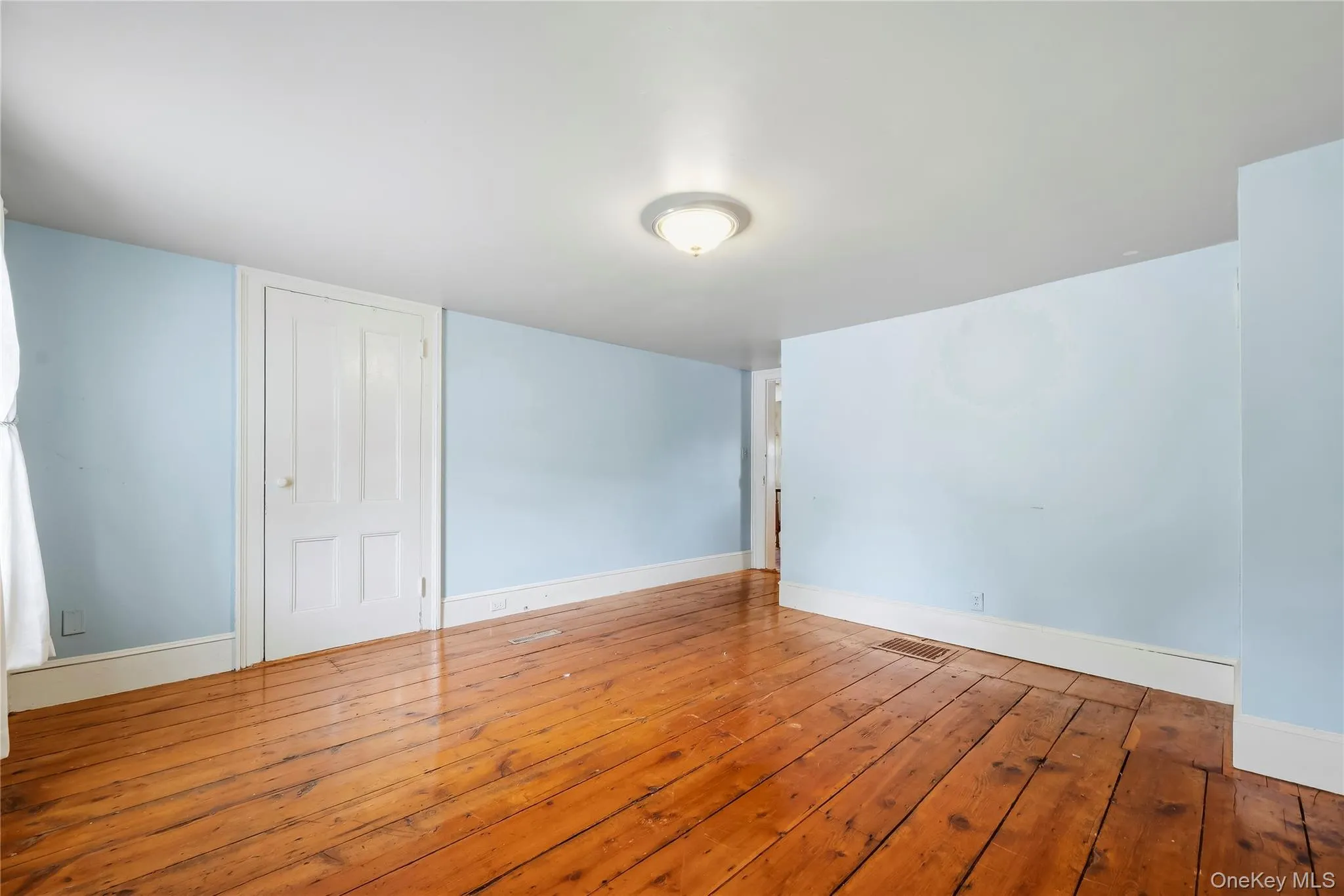 35 Millburn Road, Goshen, NY, 5 Bedrooms Bedrooms, 12 Rooms Rooms,4 BathroomsBathrooms,Residential Lease,For Rent,Millburn,0,1022148 35 Millburn Road, Goshen, NY, 5 Bedrooms Bedrooms, 12 Rooms Rooms,4 BathroomsBathrooms,Residential Lease,For Rent,Millburn,0,1022148
