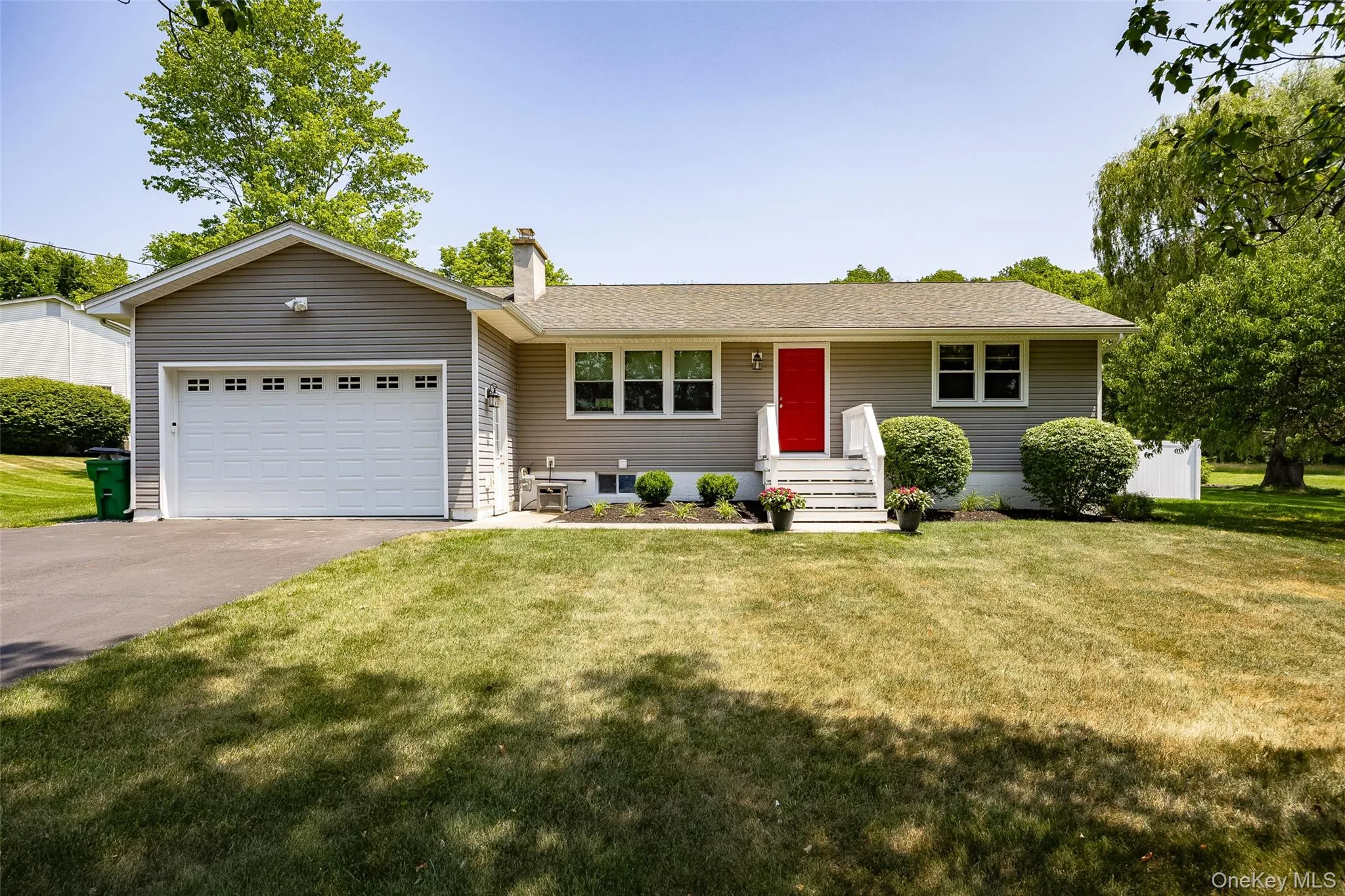 12 Hi View Road, Wappinger, NY, 3 Bedrooms Bedrooms, 7 Rooms Rooms,3 BathroomsBathrooms,Residential,For Rent,Hi View,0,1022149 12 Hi View Road, Wappinger, NY, 3 Bedrooms Bedrooms, 7 Rooms Rooms,3 BathroomsBathrooms,Residential,For Rent,Hi View,0,1022149