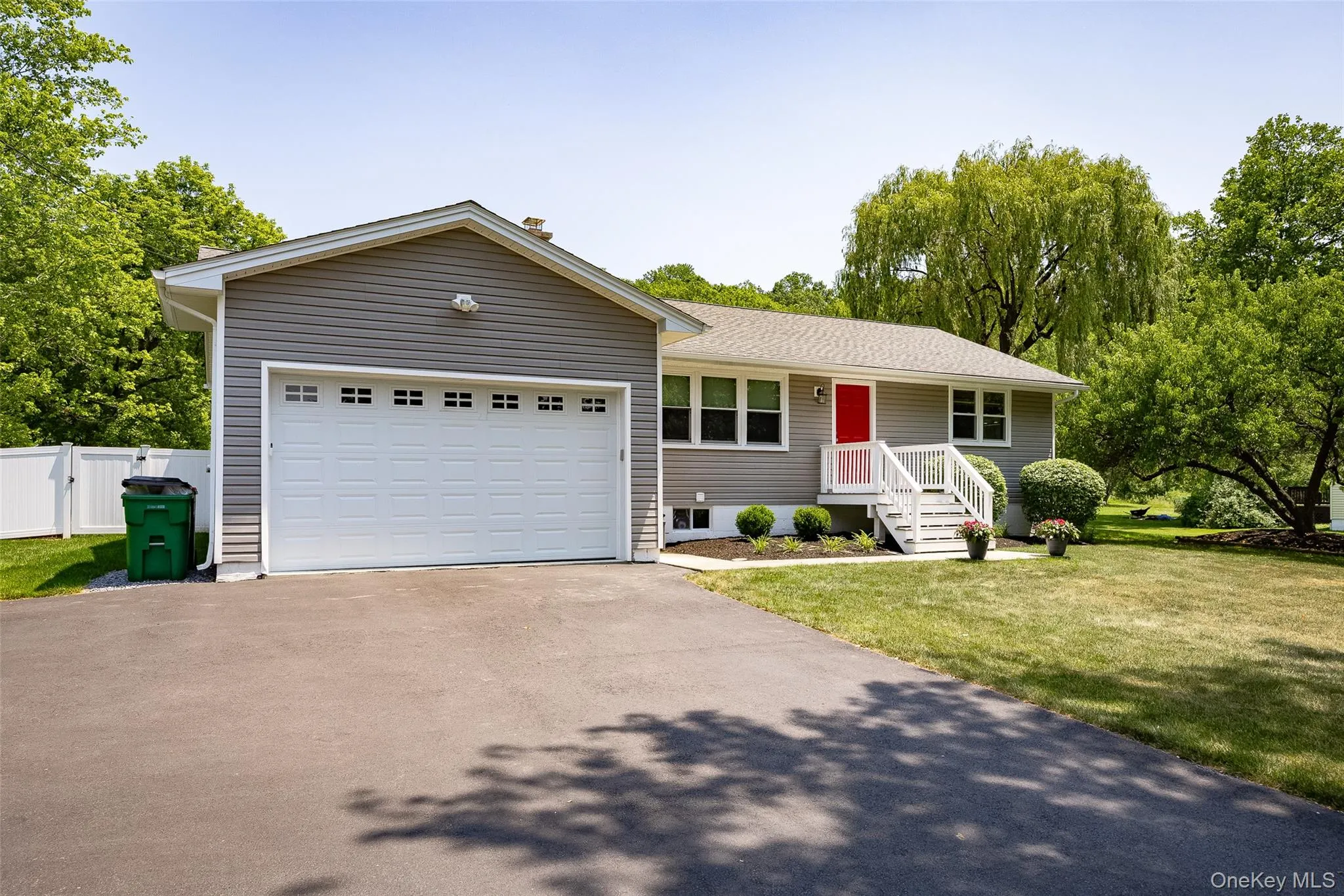 12 Hi View Road, Wappinger, NY, 3 Bedrooms Bedrooms, 7 Rooms Rooms,3 BathroomsBathrooms,Residential,For Rent,Hi View,0,1022149 12 Hi View Road, Wappinger, NY, 3 Bedrooms Bedrooms, 7 Rooms Rooms,3 BathroomsBathrooms,Residential,For Rent,Hi View,0,1022149