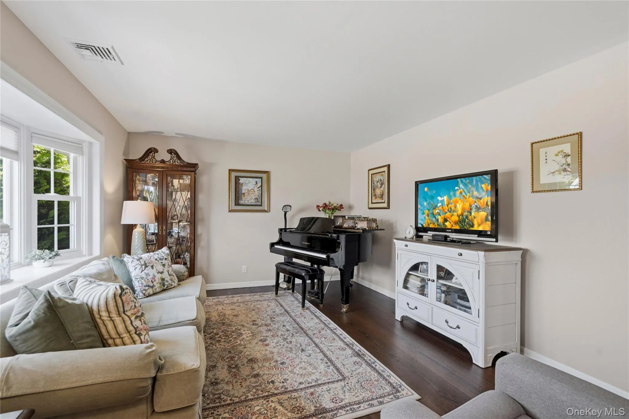36 Liszt Street, Oyster Bay, NY, 2 Bedrooms Bedrooms, 5 Rooms Rooms,1 BathroomBathrooms,Residential,For Rent,Liszt,0,1022152 36 Liszt Street, Oyster Bay, NY, 2 Bedrooms Bedrooms, 5 Rooms Rooms,1 BathroomBathrooms,Residential,For Rent,Liszt,0,1022152