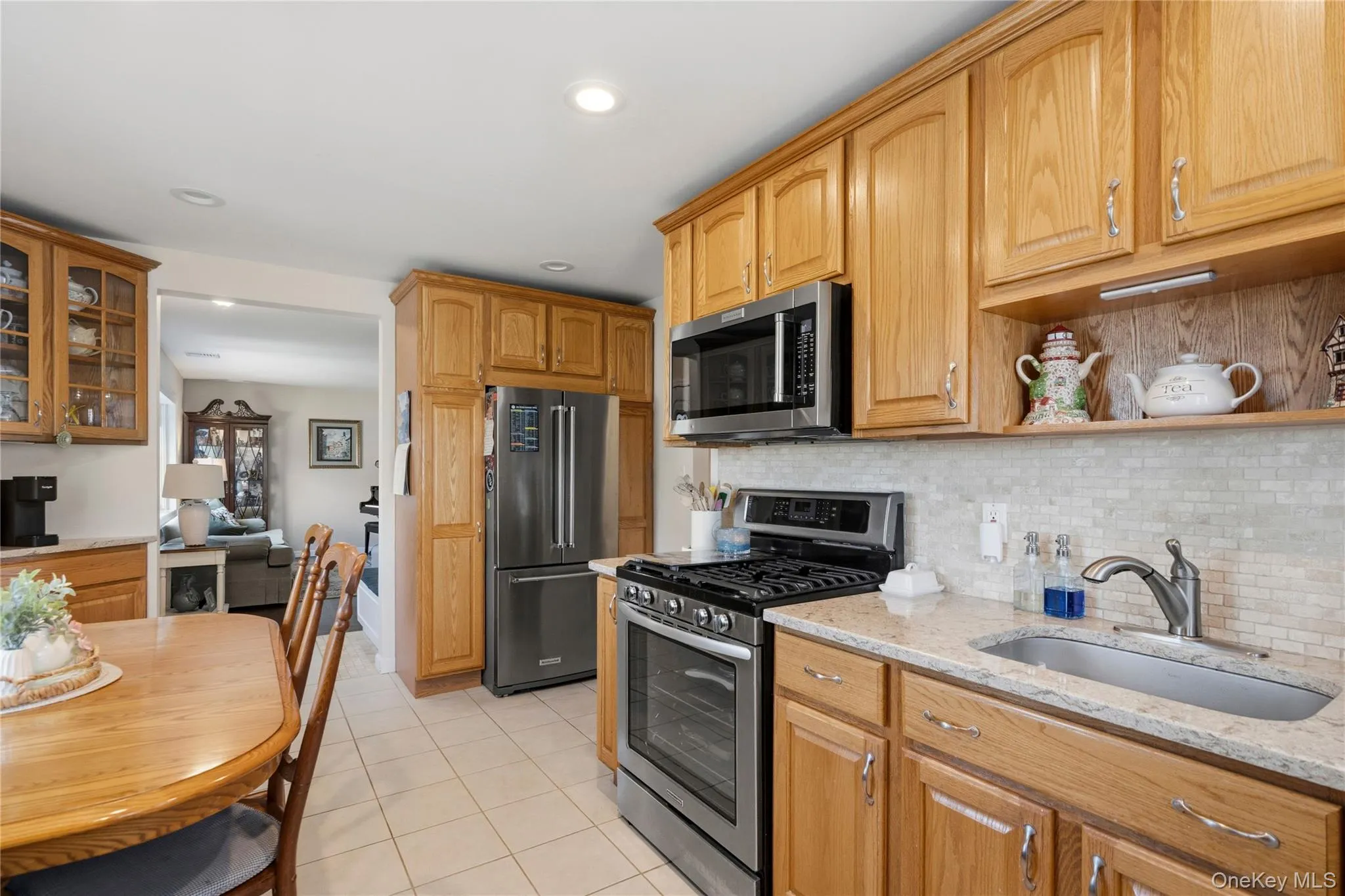 36 Liszt Street, Oyster Bay, NY, 2 Bedrooms Bedrooms, 5 Rooms Rooms,1 BathroomBathrooms,Residential,For Rent,Liszt,0,1022152 36 Liszt Street, Oyster Bay, NY, 2 Bedrooms Bedrooms, 5 Rooms Rooms,1 BathroomBathrooms,Residential,For Rent,Liszt,0,1022152