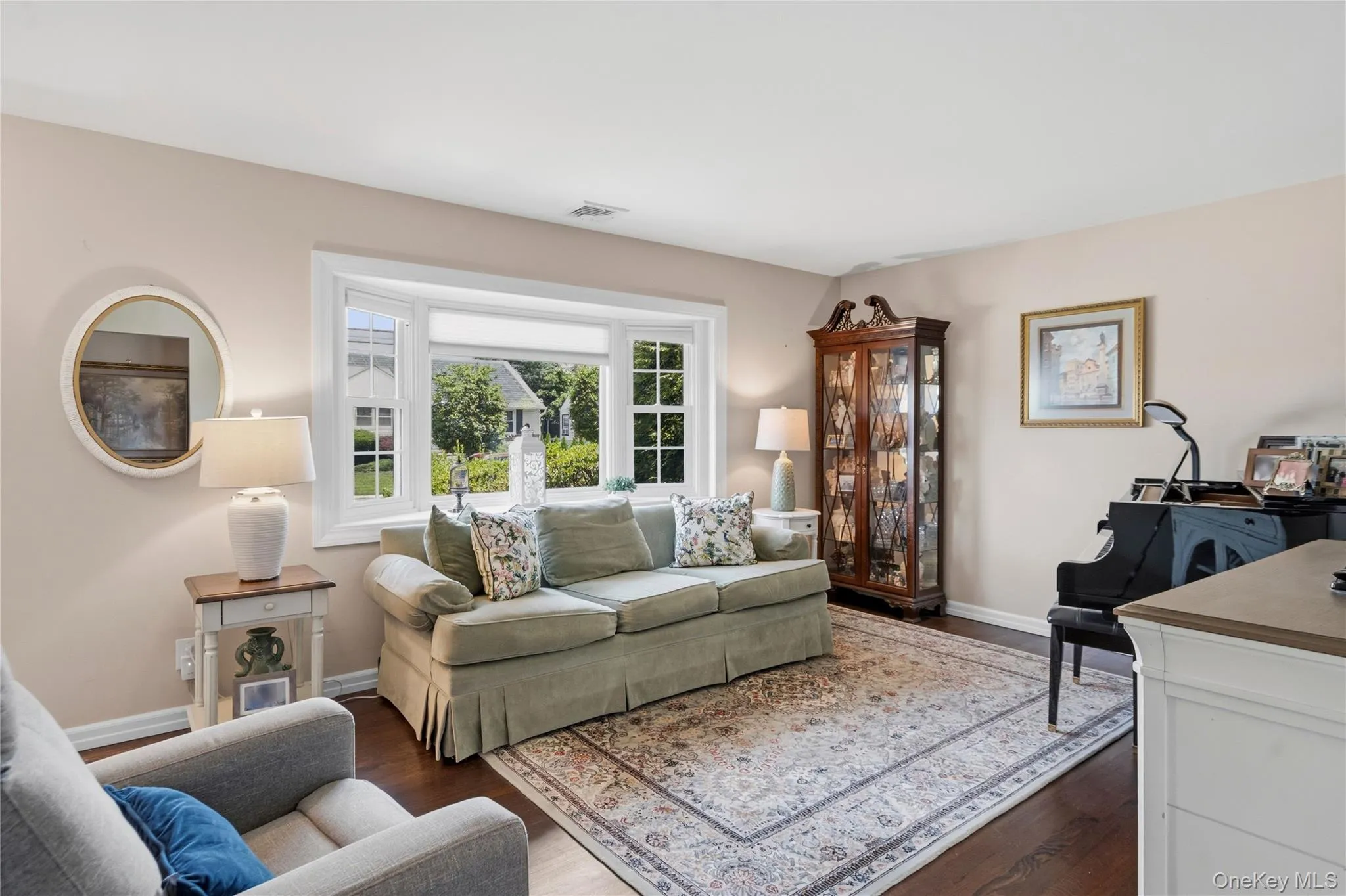 36 Liszt Street, Oyster Bay, NY, 2 Bedrooms Bedrooms, 5 Rooms Rooms,1 BathroomBathrooms,Residential,For Rent,Liszt,0,1022152 36 Liszt Street, Oyster Bay, NY, 2 Bedrooms Bedrooms, 5 Rooms Rooms,1 BathroomBathrooms,Residential,For Rent,Liszt,0,1022152