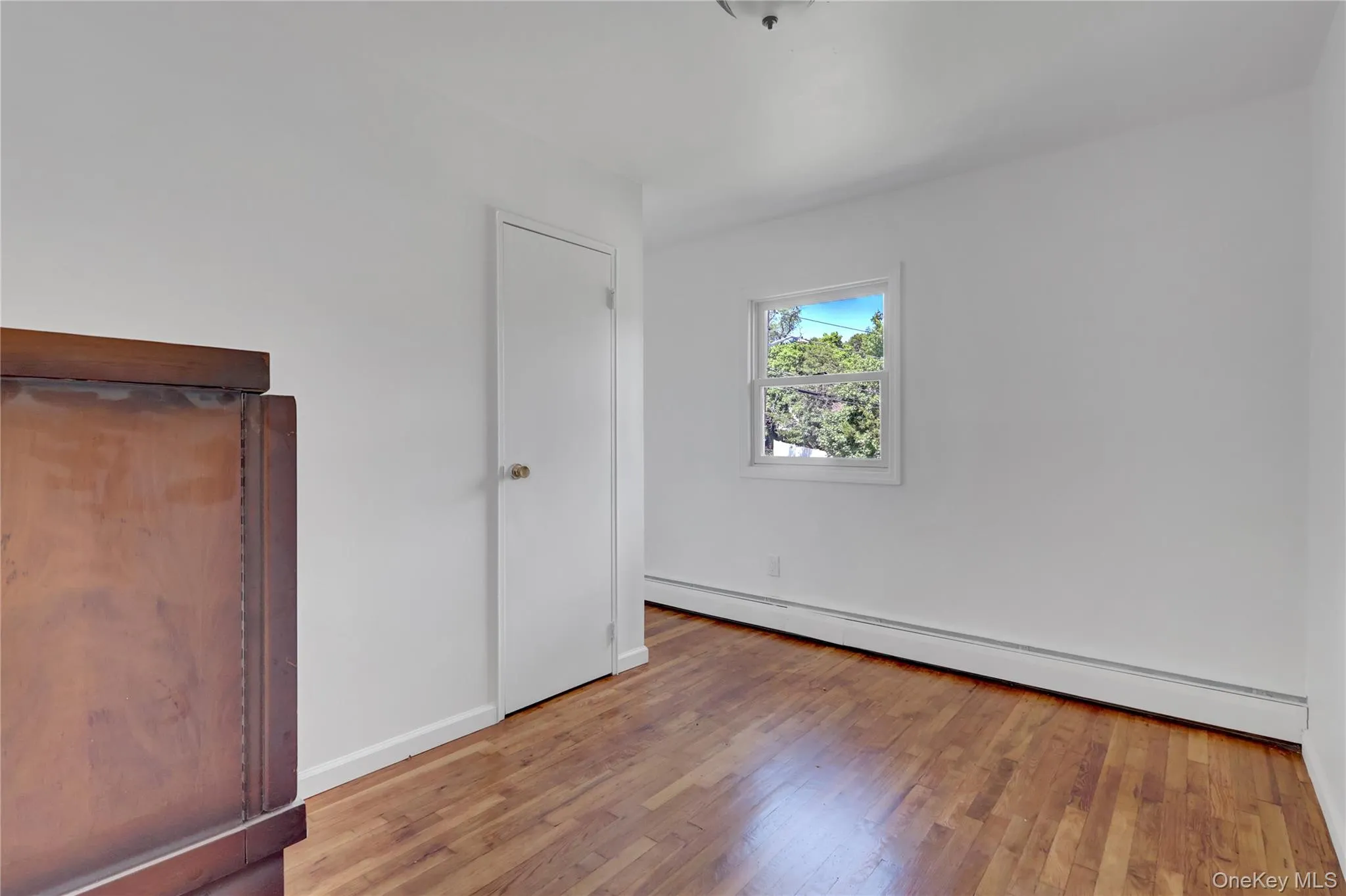 6 Stonington Circle, Babylon, NY, 5 Bedrooms Bedrooms, 8 Rooms Rooms,3 BathroomsBathrooms,Residential,For Rent,Stonington,0,1022162 6 Stonington Circle, Babylon, NY, 5 Bedrooms Bedrooms, 8 Rooms Rooms,3 BathroomsBathrooms,Residential,For Rent,Stonington,0,1022162
