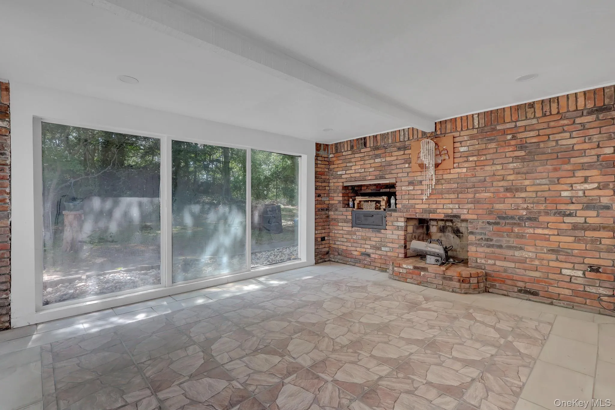 6 Stonington Circle, Babylon, NY, 5 Bedrooms Bedrooms, 8 Rooms Rooms,3 BathroomsBathrooms,Residential,For Rent,Stonington,0,1022162 6 Stonington Circle, Babylon, NY, 5 Bedrooms Bedrooms, 8 Rooms Rooms,3 BathroomsBathrooms,Residential,For Rent,Stonington,0,1022162