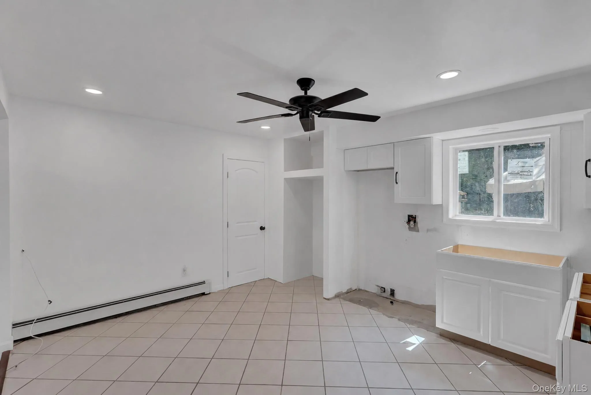 6 Stonington Circle, Babylon, NY, 5 Bedrooms Bedrooms, 8 Rooms Rooms,3 BathroomsBathrooms,Residential,For Rent,Stonington,0,1022162 6 Stonington Circle, Babylon, NY, 5 Bedrooms Bedrooms, 8 Rooms Rooms,3 BathroomsBathrooms,Residential,For Rent,Stonington,0,1022162
