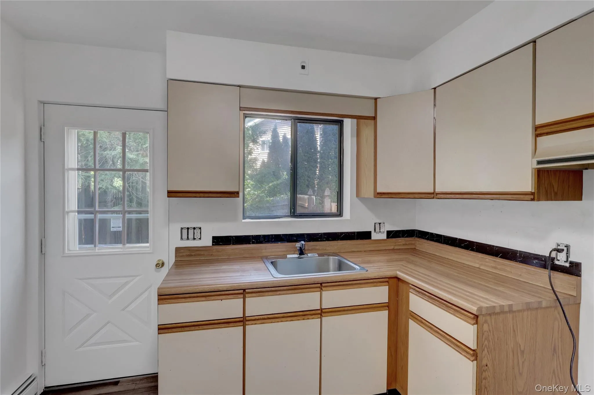 6 Stonington Circle, Babylon, NY, 5 Bedrooms Bedrooms, 8 Rooms Rooms,3 BathroomsBathrooms,Residential,For Rent,Stonington,0,1022162 6 Stonington Circle, Babylon, NY, 5 Bedrooms Bedrooms, 8 Rooms Rooms,3 BathroomsBathrooms,Residential,For Rent,Stonington,0,1022162