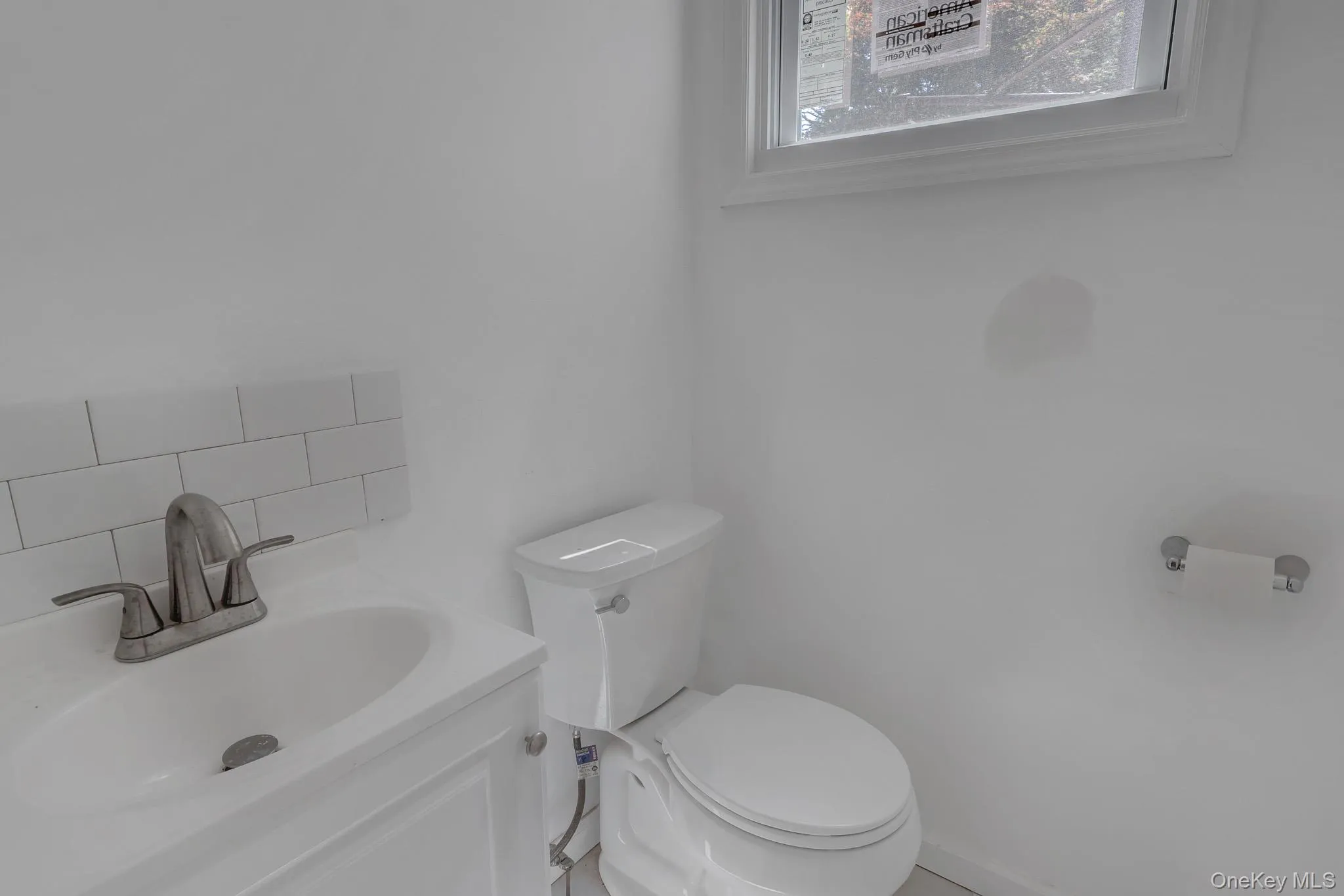 6 Stonington Circle, Babylon, NY, 5 Bedrooms Bedrooms, 8 Rooms Rooms,3 BathroomsBathrooms,Residential,For Rent,Stonington,0,1022162 6 Stonington Circle, Babylon, NY, 5 Bedrooms Bedrooms, 8 Rooms Rooms,3 BathroomsBathrooms,Residential,For Rent,Stonington,0,1022162