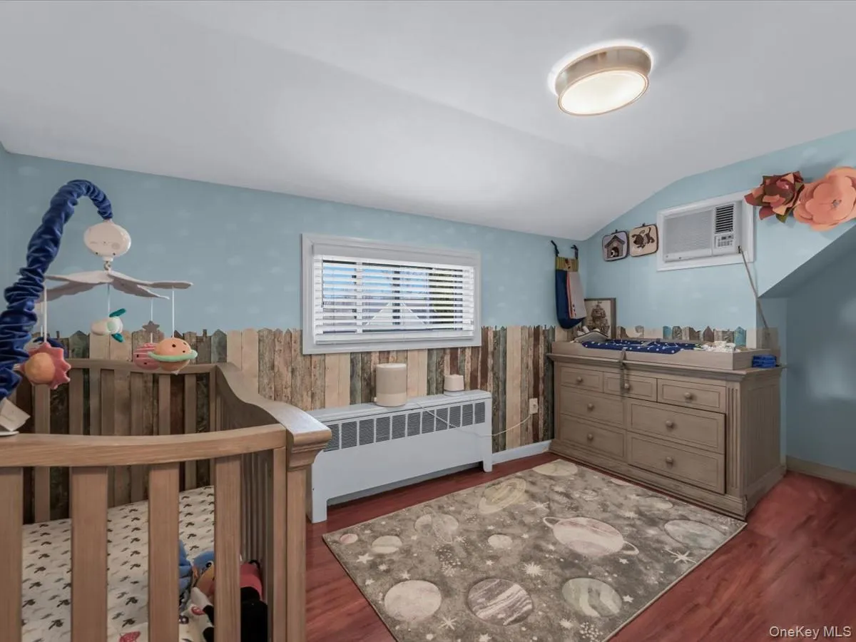 34 Hedge Lane, Hempstead, NY, 5 Bedrooms Bedrooms, 9 Rooms Rooms,2 BathroomsBathrooms,Residential,For Rent,Hedge,0,1022166 34 Hedge Lane, Hempstead, NY, 5 Bedrooms Bedrooms, 9 Rooms Rooms,2 BathroomsBathrooms,Residential,For Rent,Hedge,0,1022166