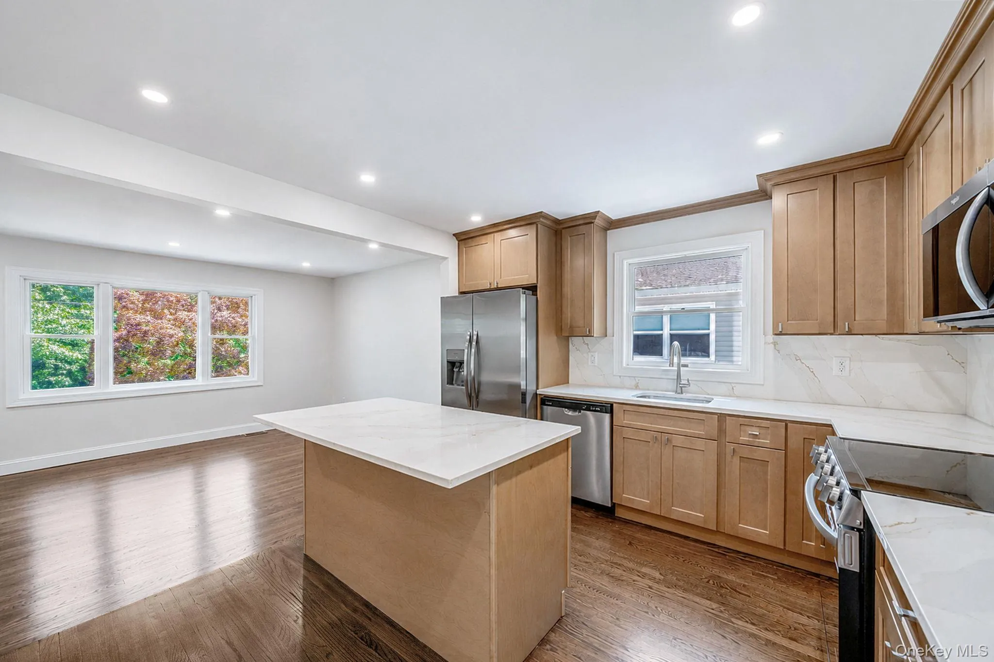 245 Melville Road, Huntington, NY, 4 Bedrooms Bedrooms, 8 Rooms Rooms,2 BathroomsBathrooms,Residential,For Rent,Melville,0,1022184 245 Melville Road, Huntington, NY, 4 Bedrooms Bedrooms, 8 Rooms Rooms,2 BathroomsBathrooms,Residential,For Rent,Melville,0,1022184
