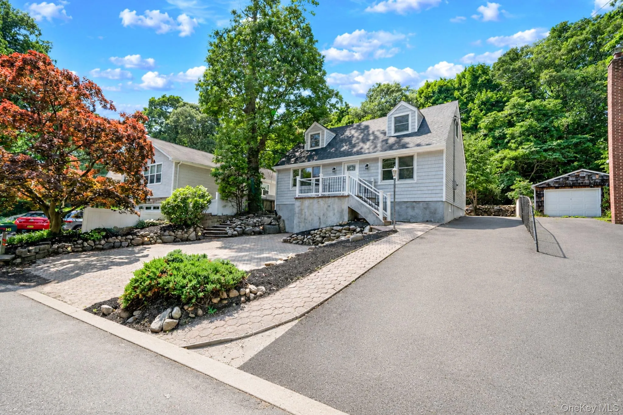 245 Melville Road, Huntington, NY, 4 Bedrooms Bedrooms, 8 Rooms Rooms,2 BathroomsBathrooms,Residential,For Rent,Melville,0,1022184 245 Melville Road, Huntington, NY, 4 Bedrooms Bedrooms, 8 Rooms Rooms,2 BathroomsBathrooms,Residential,For Rent,Melville,0,1022184
