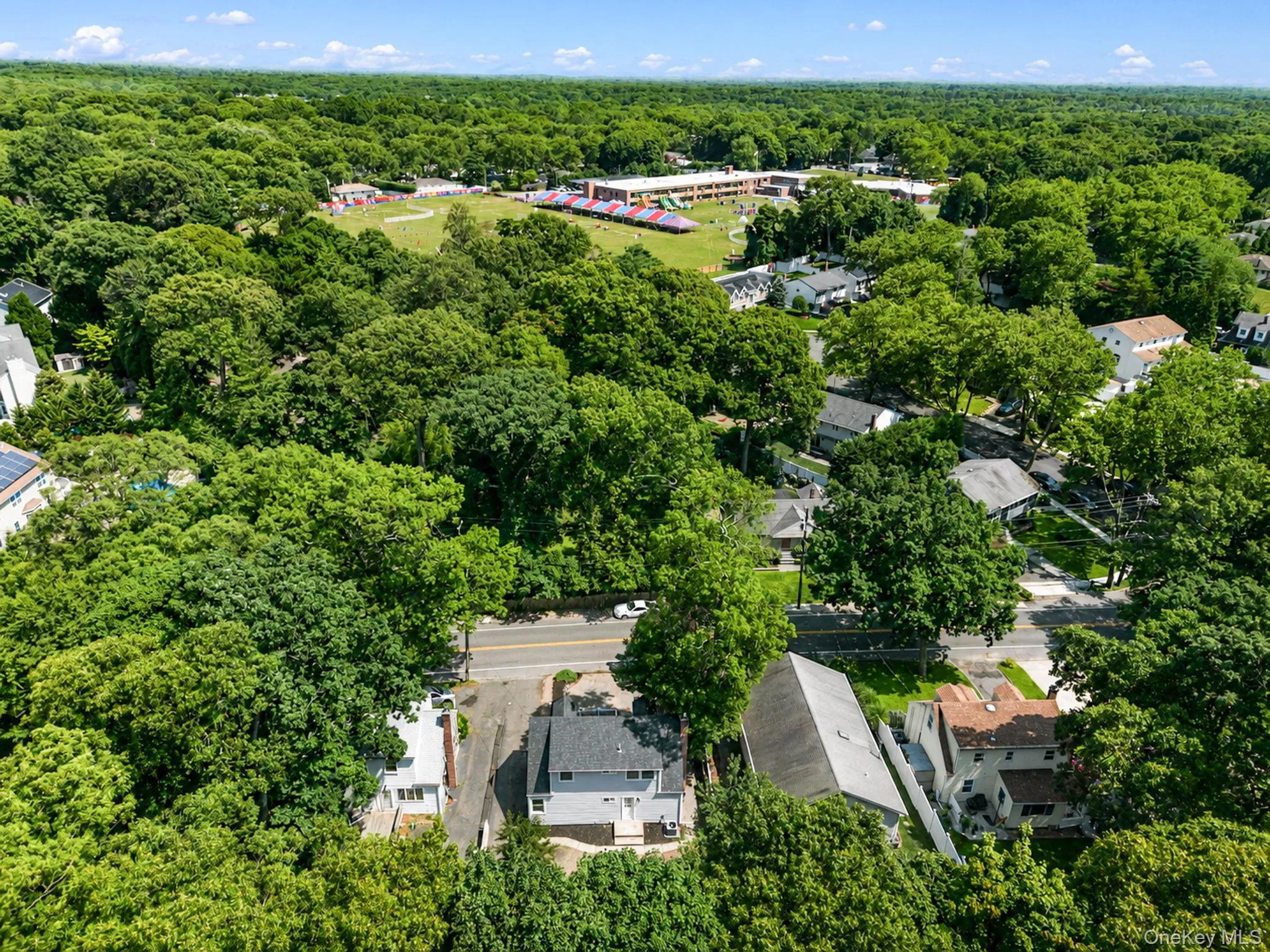245 Melville Road, Huntington, NY, 4 Bedrooms Bedrooms, 8 Rooms Rooms,2 BathroomsBathrooms,Residential,For Rent,Melville,0,1022184 245 Melville Road, Huntington, NY, 4 Bedrooms Bedrooms, 8 Rooms Rooms,2 BathroomsBathrooms,Residential,For Rent,Melville,0,1022184