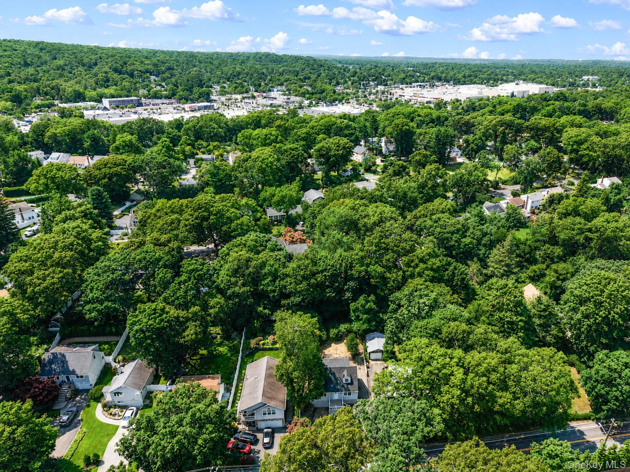 245 Melville Road, Huntington, NY, 4 Bedrooms Bedrooms, 8 Rooms Rooms,2 BathroomsBathrooms,Residential,For Rent,Melville,0,1022184 245 Melville Road, Huntington, NY, 4 Bedrooms Bedrooms, 8 Rooms Rooms,2 BathroomsBathrooms,Residential,For Rent,Melville,0,1022184