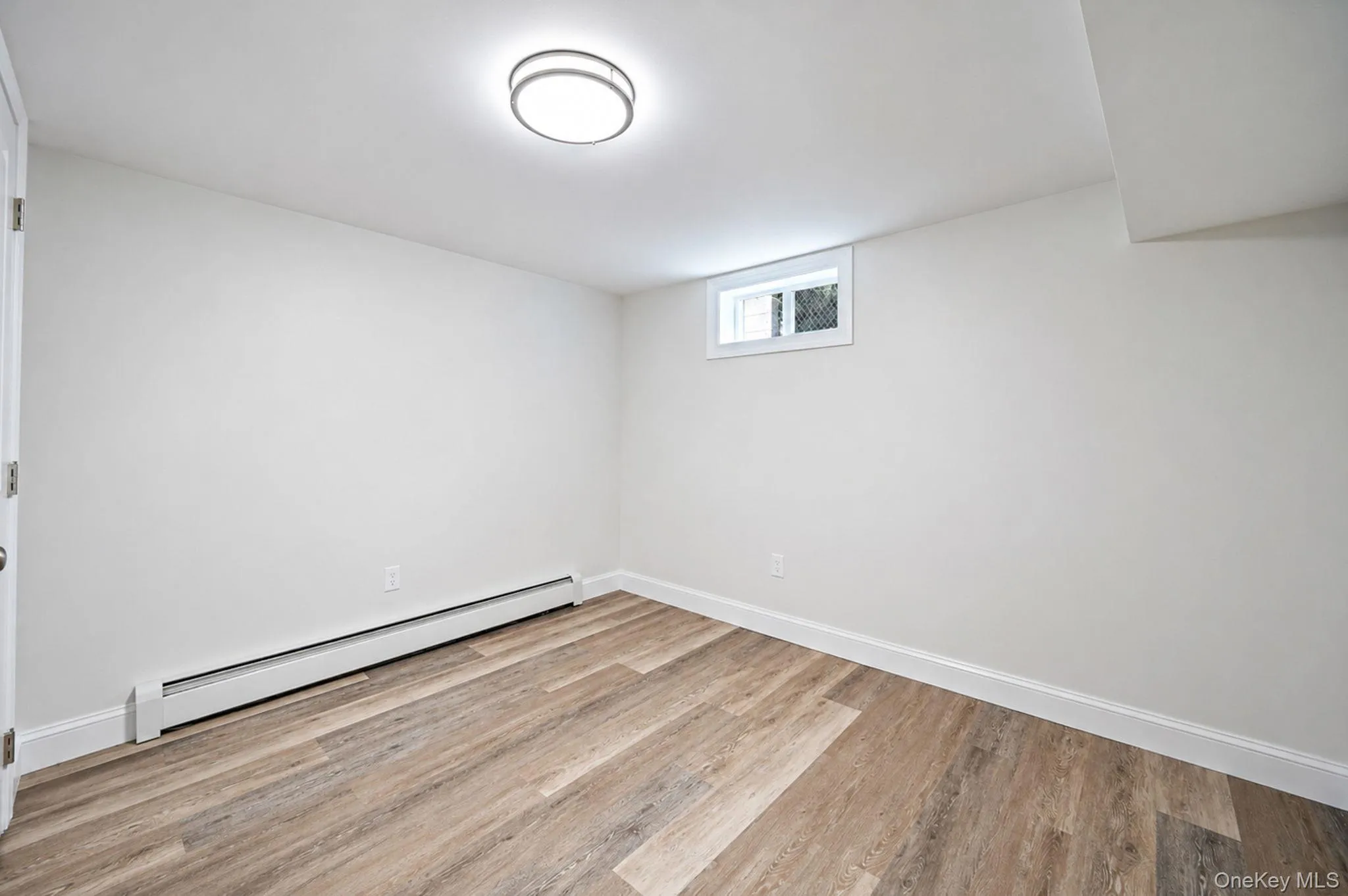 245 Melville Road, Huntington, NY, 4 Bedrooms Bedrooms, 8 Rooms Rooms,2 BathroomsBathrooms,Residential,For Rent,Melville,0,1022184 245 Melville Road, Huntington, NY, 4 Bedrooms Bedrooms, 8 Rooms Rooms,2 BathroomsBathrooms,Residential,For Rent,Melville,0,1022184