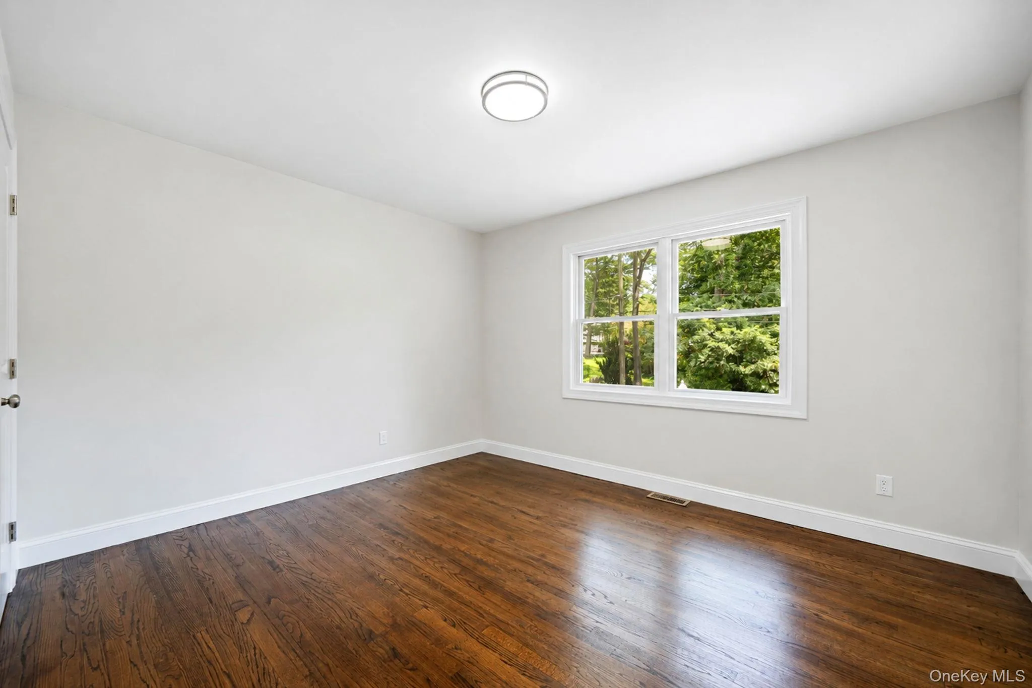 245 Melville Road, Huntington, NY, 4 Bedrooms Bedrooms, 8 Rooms Rooms,2 BathroomsBathrooms,Residential,For Rent,Melville,0,1022184 245 Melville Road, Huntington, NY, 4 Bedrooms Bedrooms, 8 Rooms Rooms,2 BathroomsBathrooms,Residential,For Rent,Melville,0,1022184