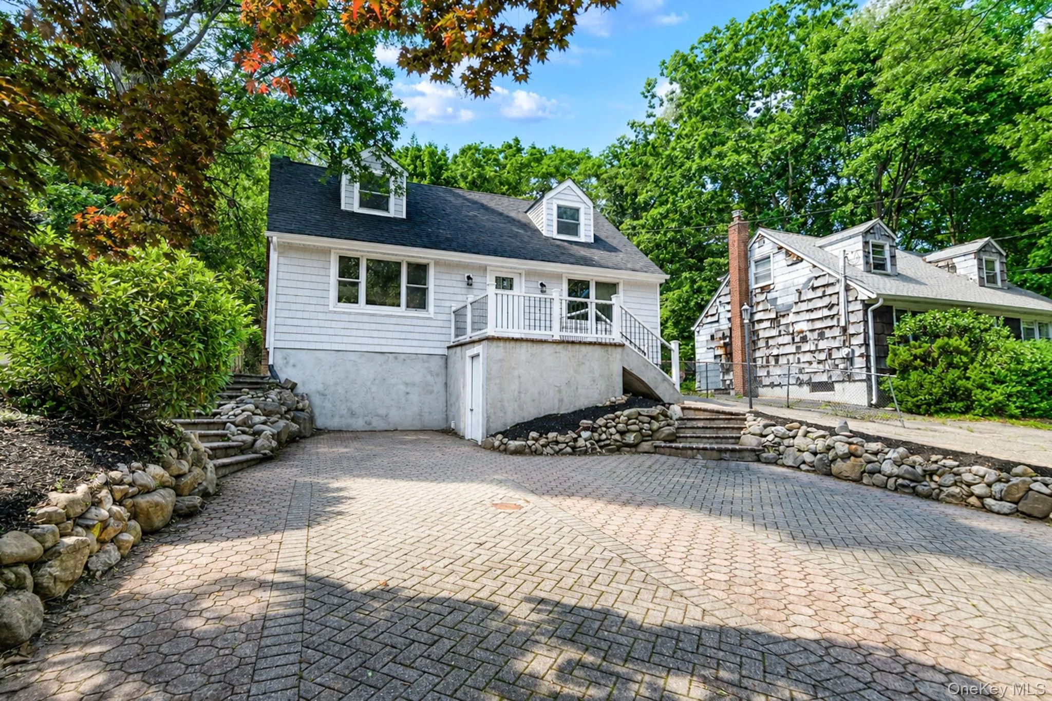 245 Melville Road, Huntington, NY, 4 Bedrooms Bedrooms, 8 Rooms Rooms,2 BathroomsBathrooms,Residential,For Rent,Melville,0,1022184 245 Melville Road, Huntington, NY, 4 Bedrooms Bedrooms, 8 Rooms Rooms,2 BathroomsBathrooms,Residential,For Rent,Melville,0,1022184