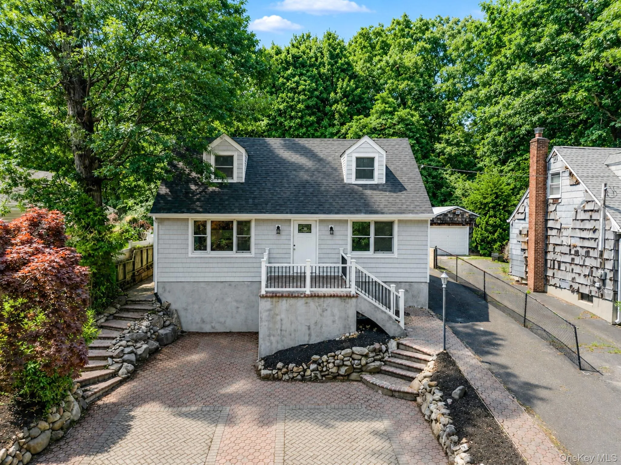245 Melville Road, Huntington, NY, 4 Bedrooms Bedrooms, 8 Rooms Rooms,2 BathroomsBathrooms,Residential,For Rent,Melville,0,1022184 245 Melville Road, Huntington, NY, 4 Bedrooms Bedrooms, 8 Rooms Rooms,2 BathroomsBathrooms,Residential,For Rent,Melville,0,1022184