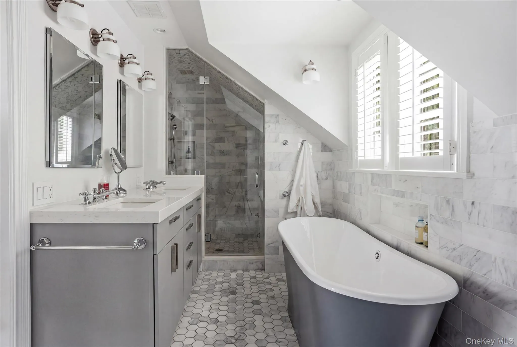 897 Route 9w, Orangetown, NY, 4 Bedrooms Bedrooms, 14 Rooms Rooms,3 BathroomsBathrooms,Residential,For Rent,Route 9w,0,1022185 897 Route 9w, Orangetown, NY, 4 Bedrooms Bedrooms, 14 Rooms Rooms,3 BathroomsBathrooms,Residential,For Rent,Route 9w,0,1022185